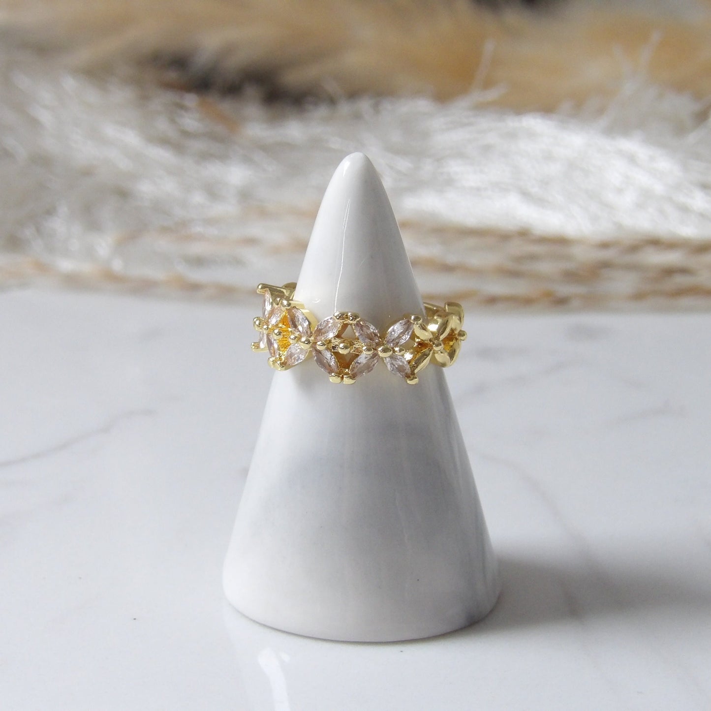 TULIP GOLD RING