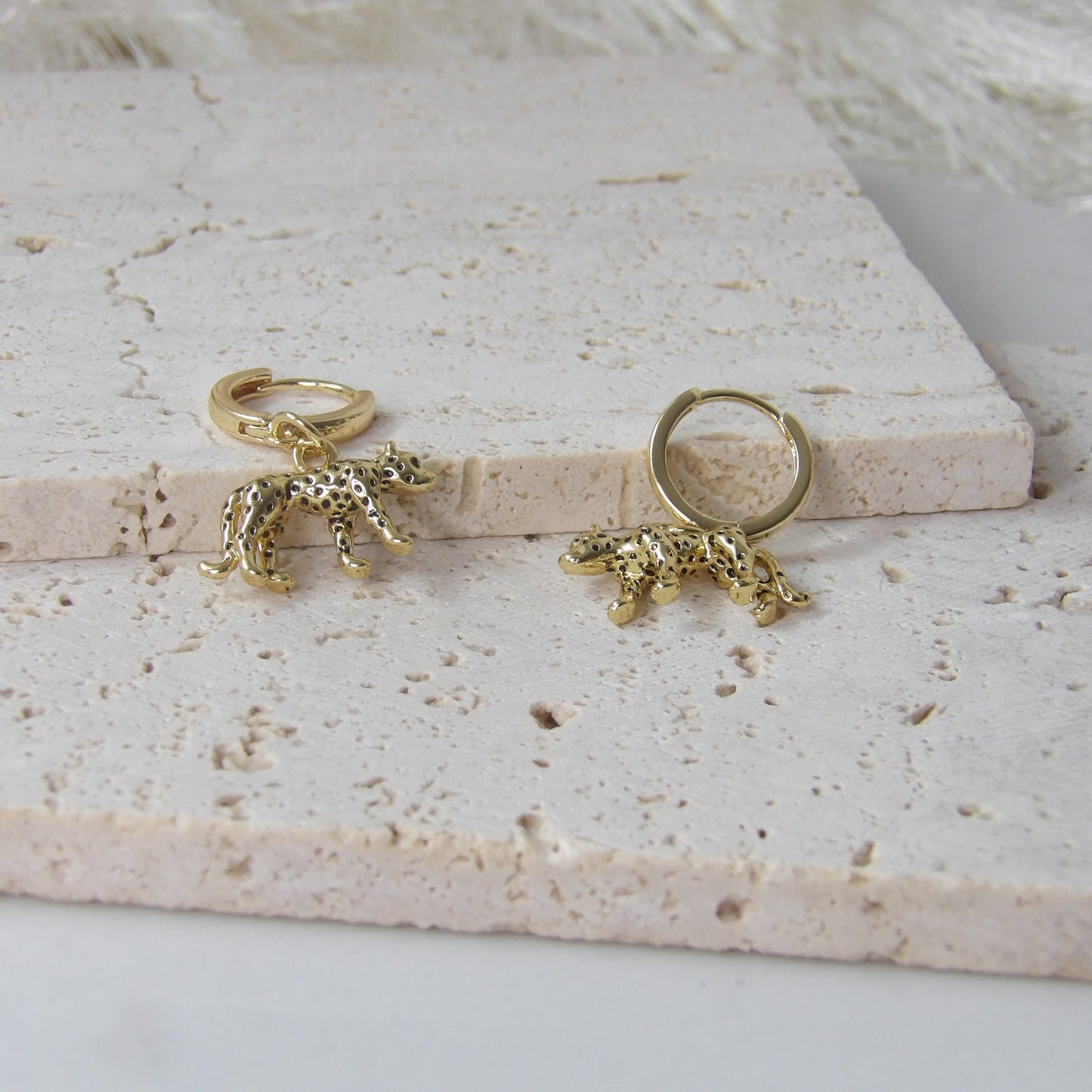 LEOPARD EARRING