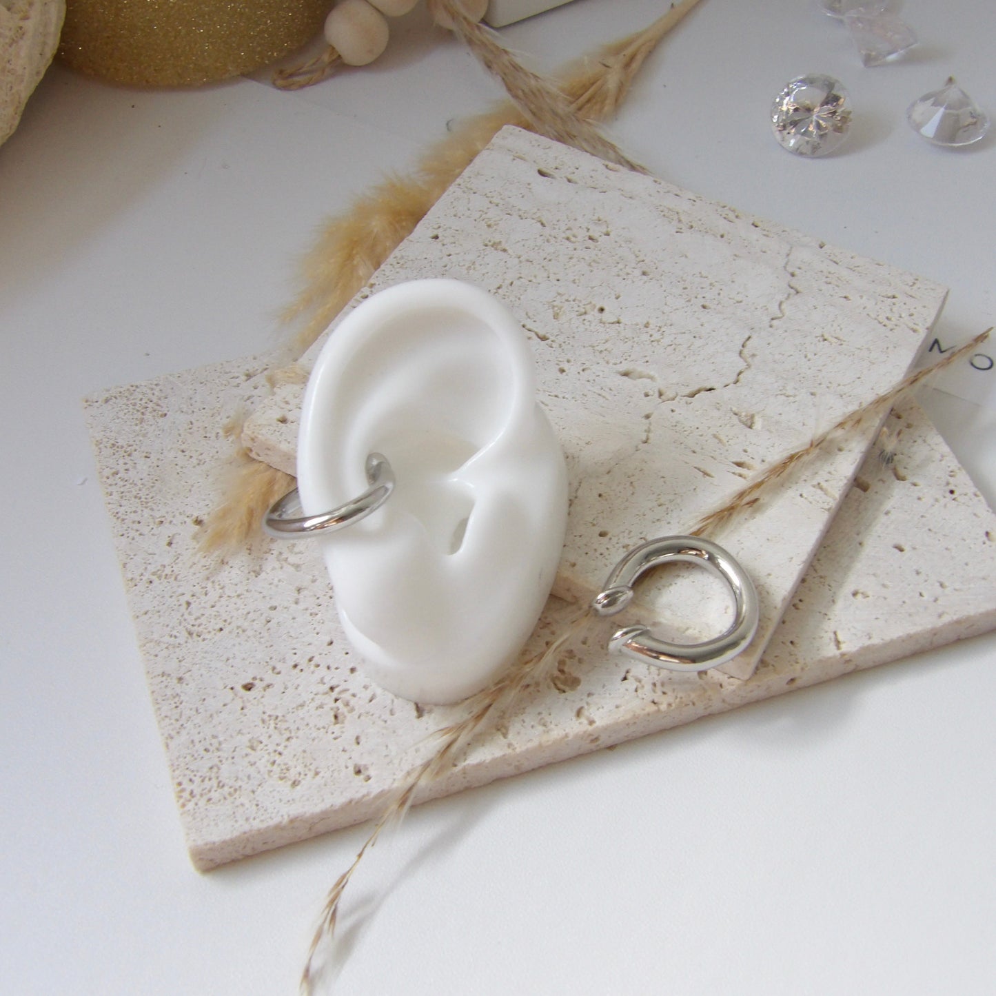 JULIA SET EAR CUFF SILVER