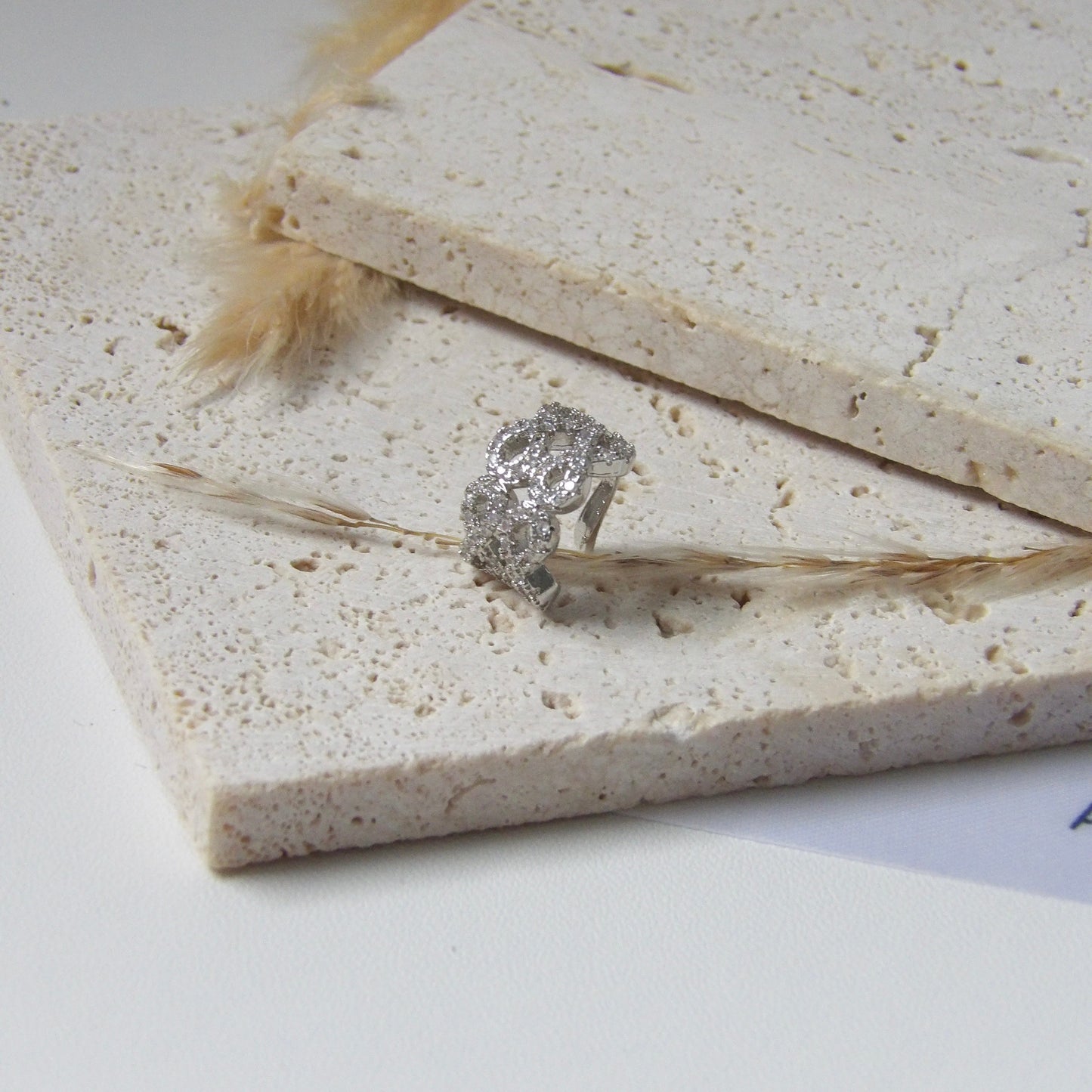 INFINITE EAR CUFF SILVER