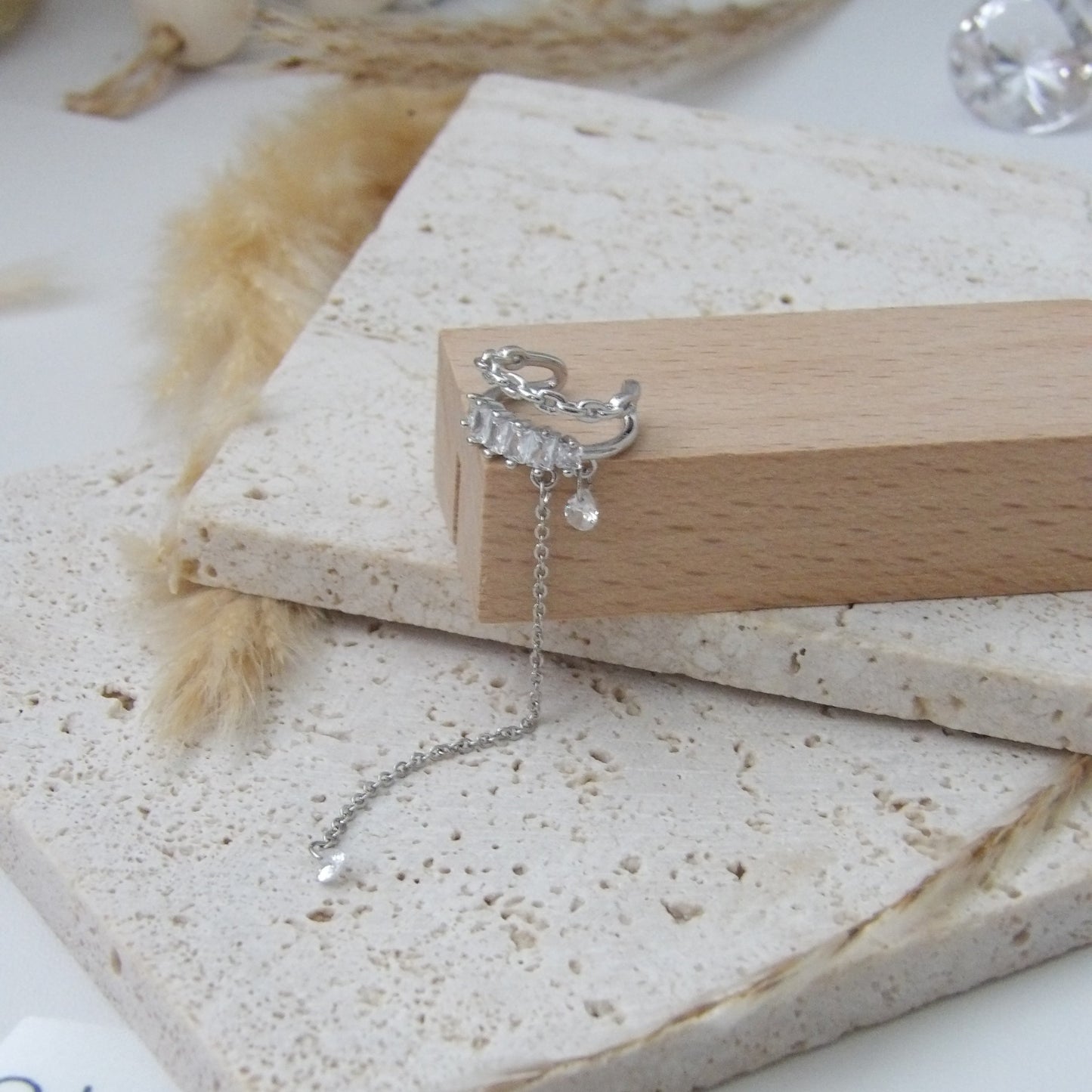 OPHELIA EAR CUFF SILVER
