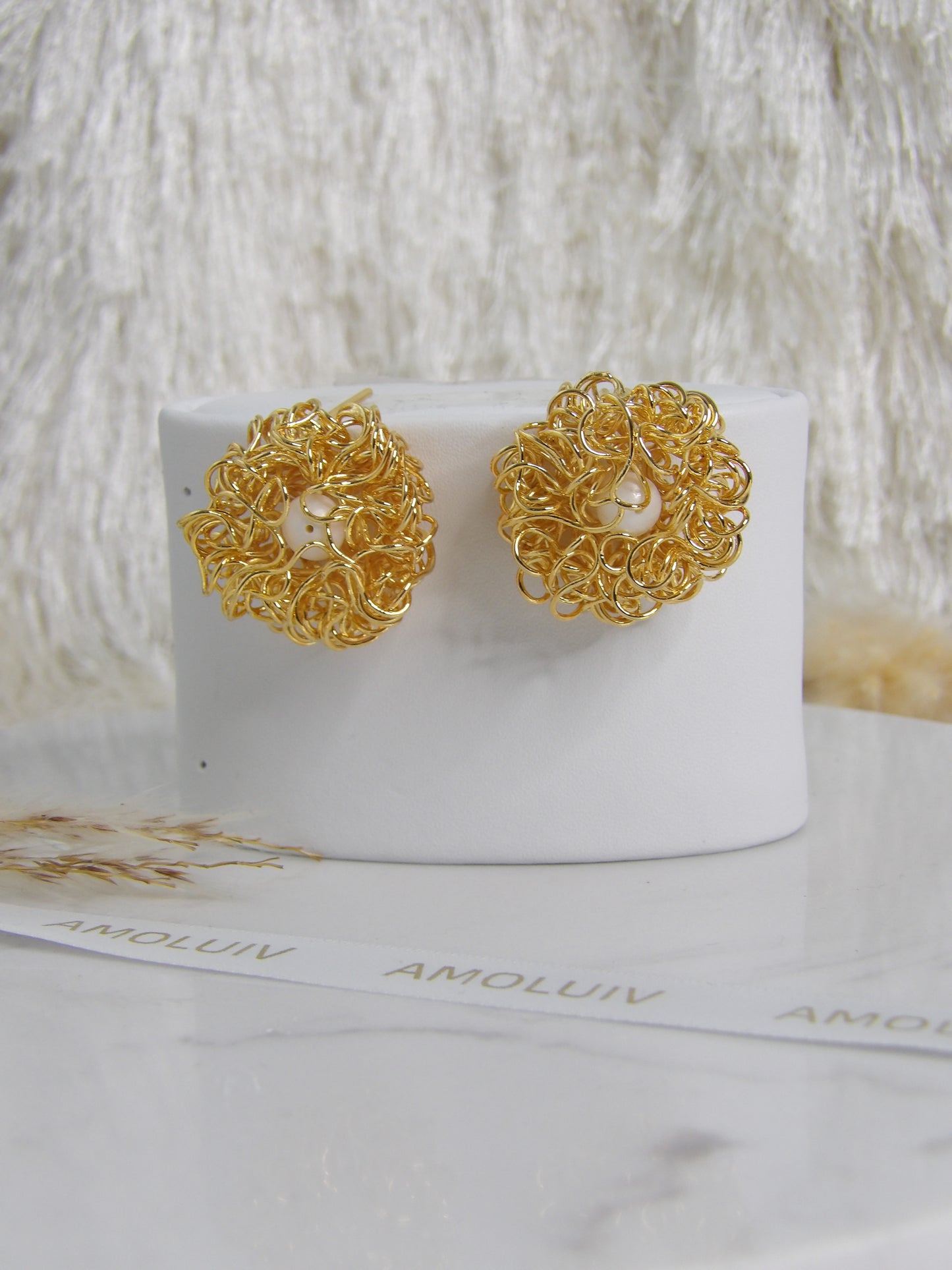 NUVIA BRONZE EARRINGS