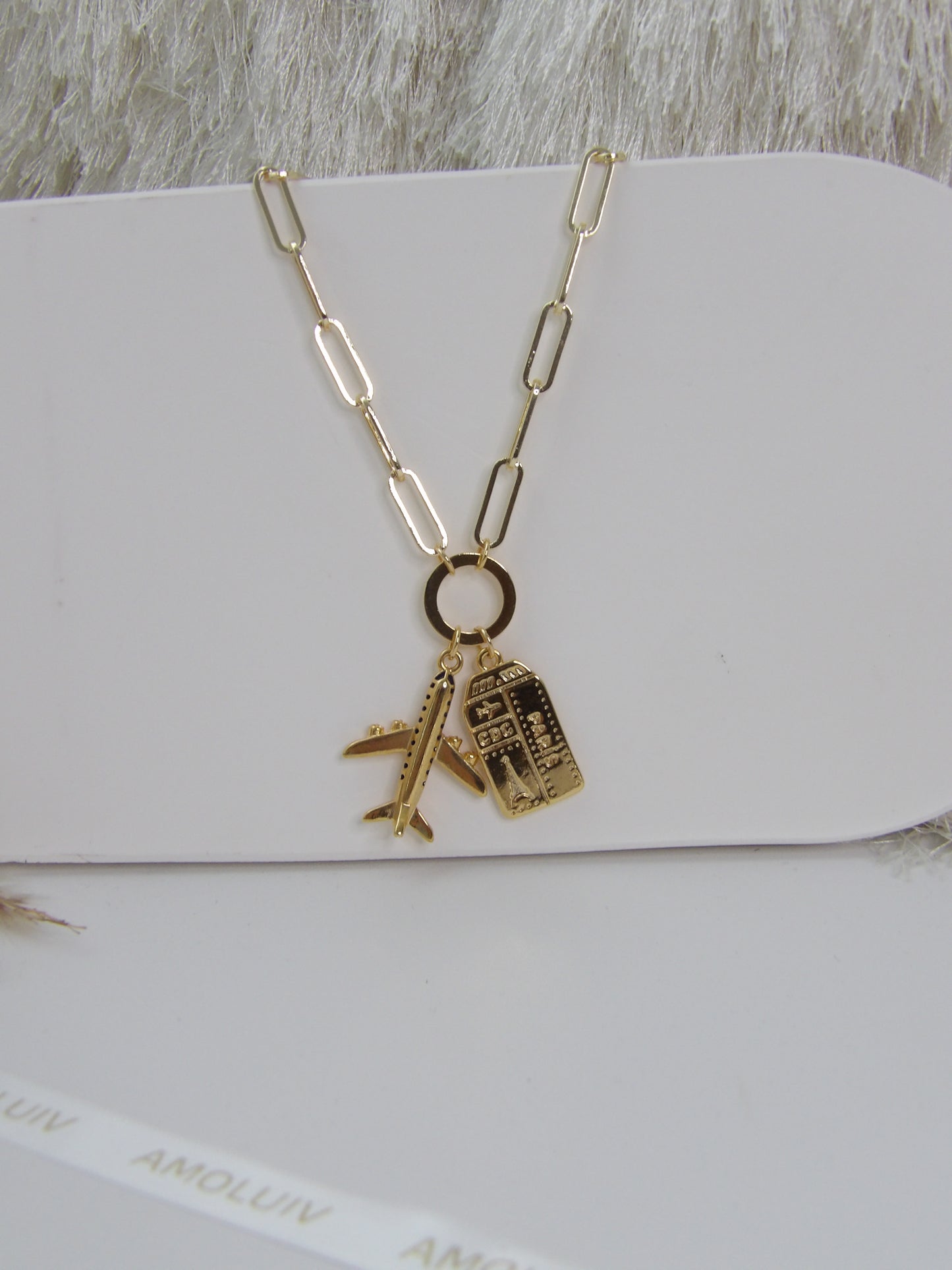 GOLDEN GETAWAY NECKLACE