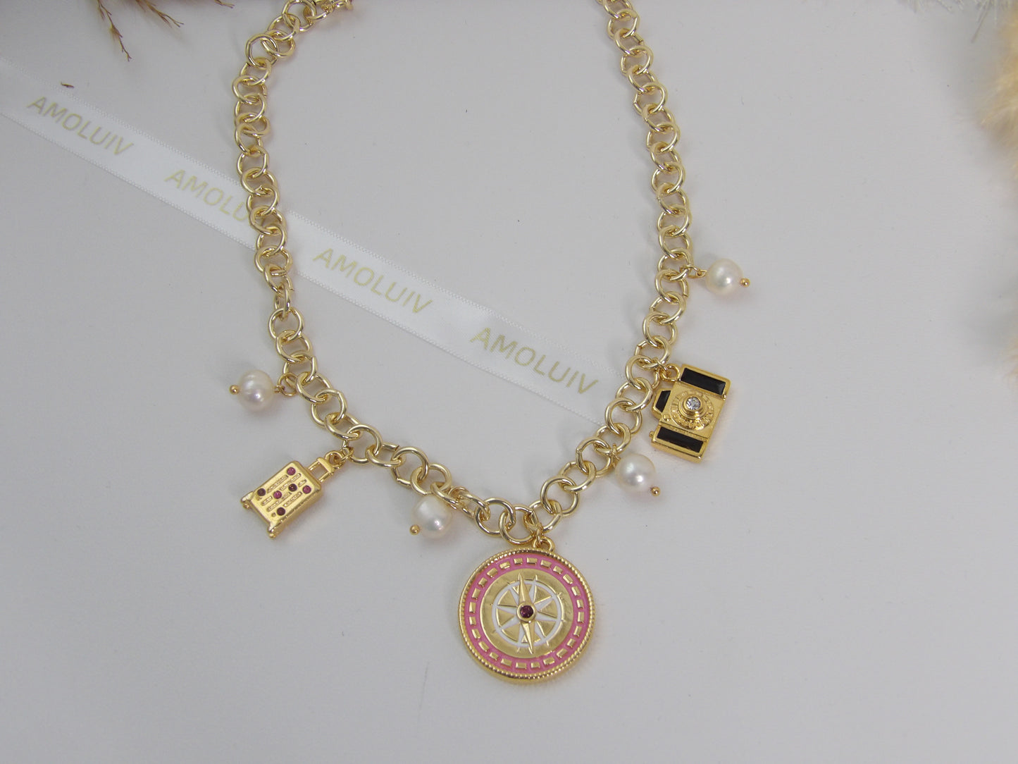 DREAMY ESCAPE NECKLACE GOLD