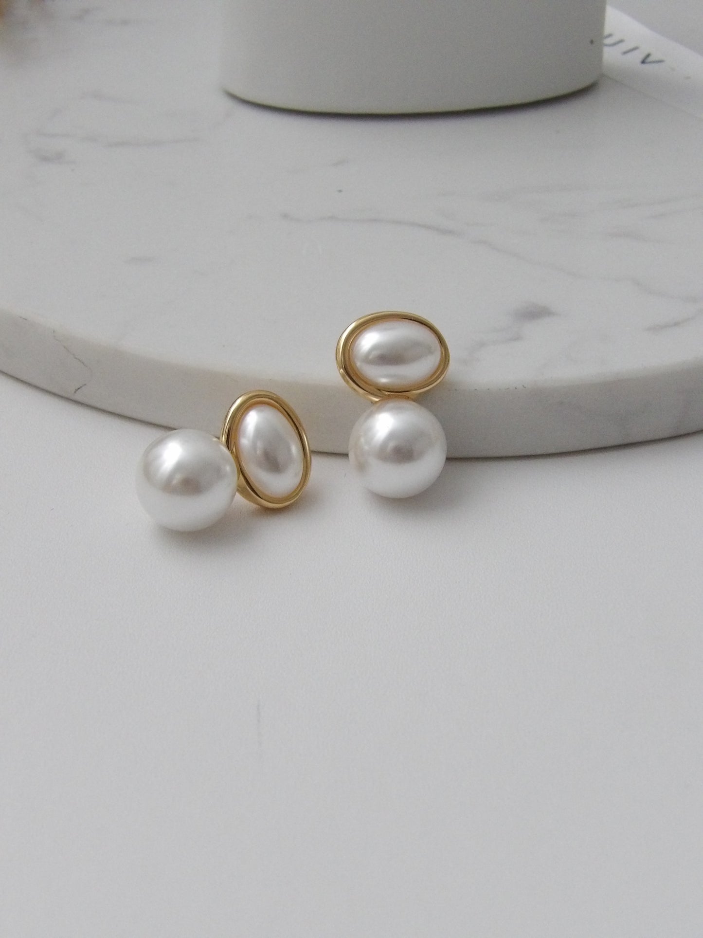 SOFT HARMONY EARRINGS