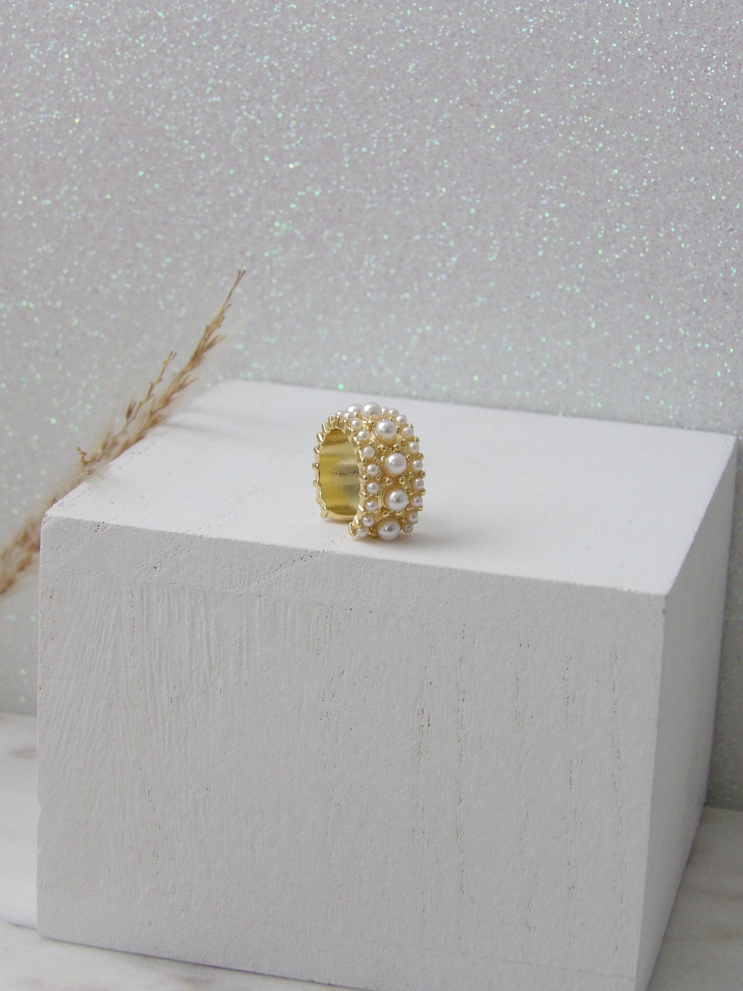 GLOWIN EAR CUFF GOLD