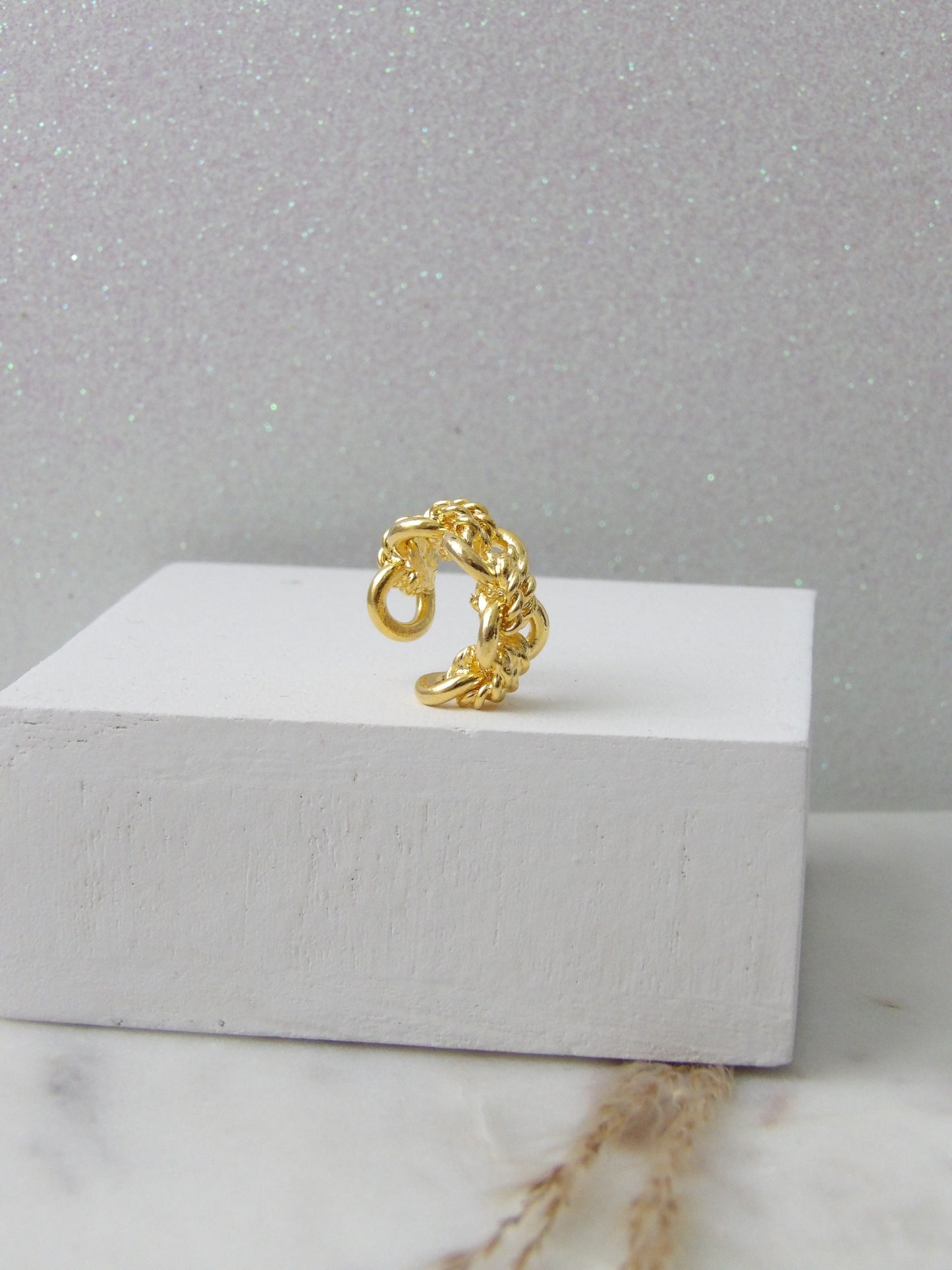 LYA EAR CUFF BRONZE