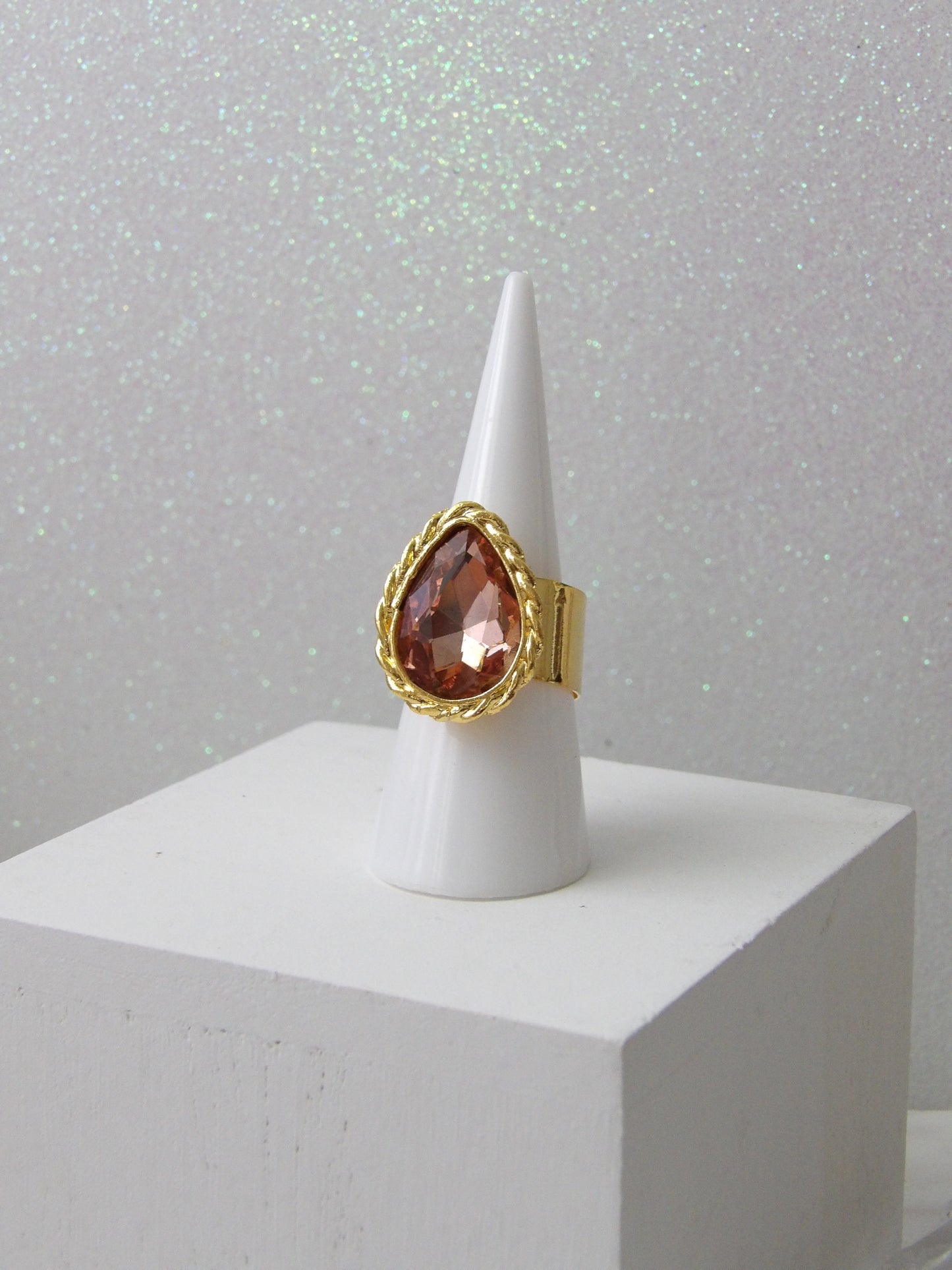 AURA CORAL RING BRONCE