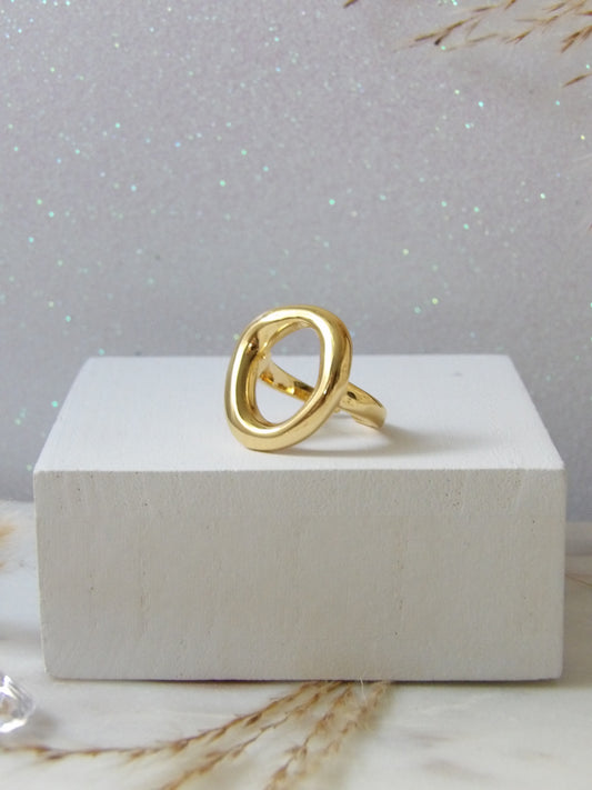 LOOP GOLD RING