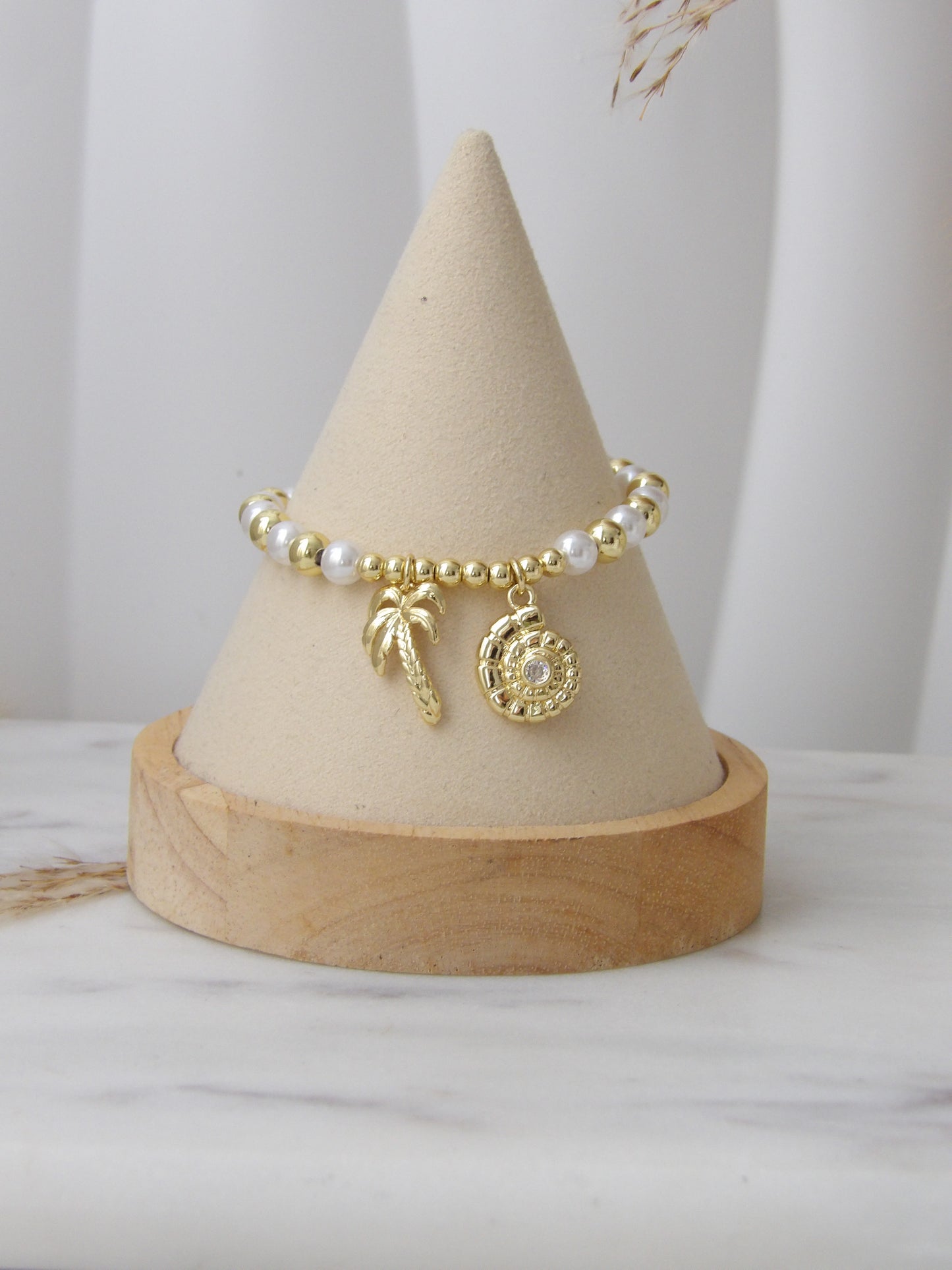 ZYARA GOLD BRACELET