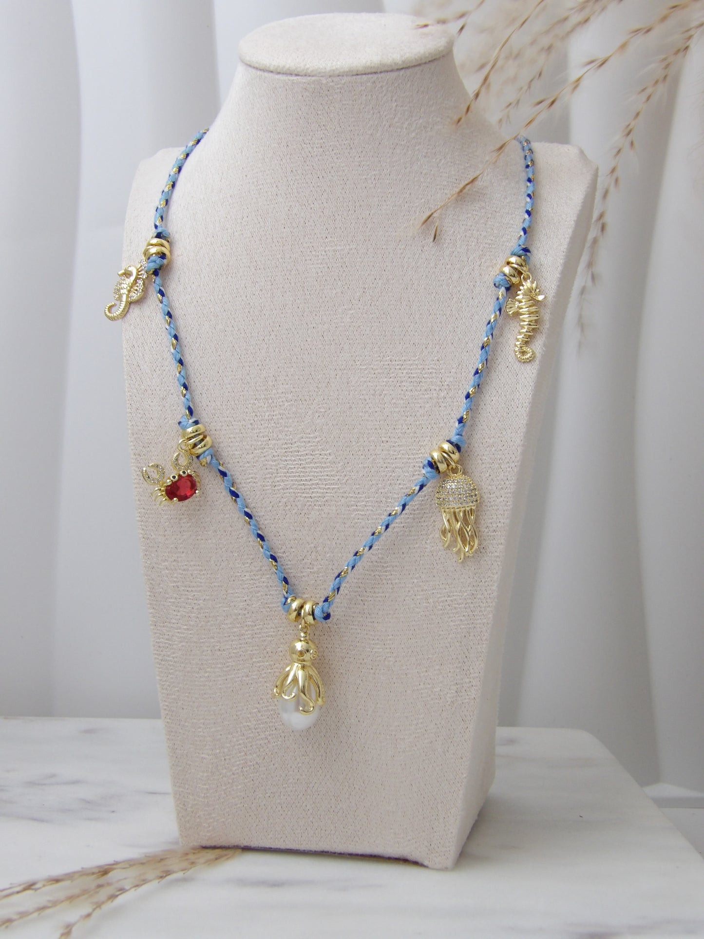 MARINA SECRETS NECKLACE