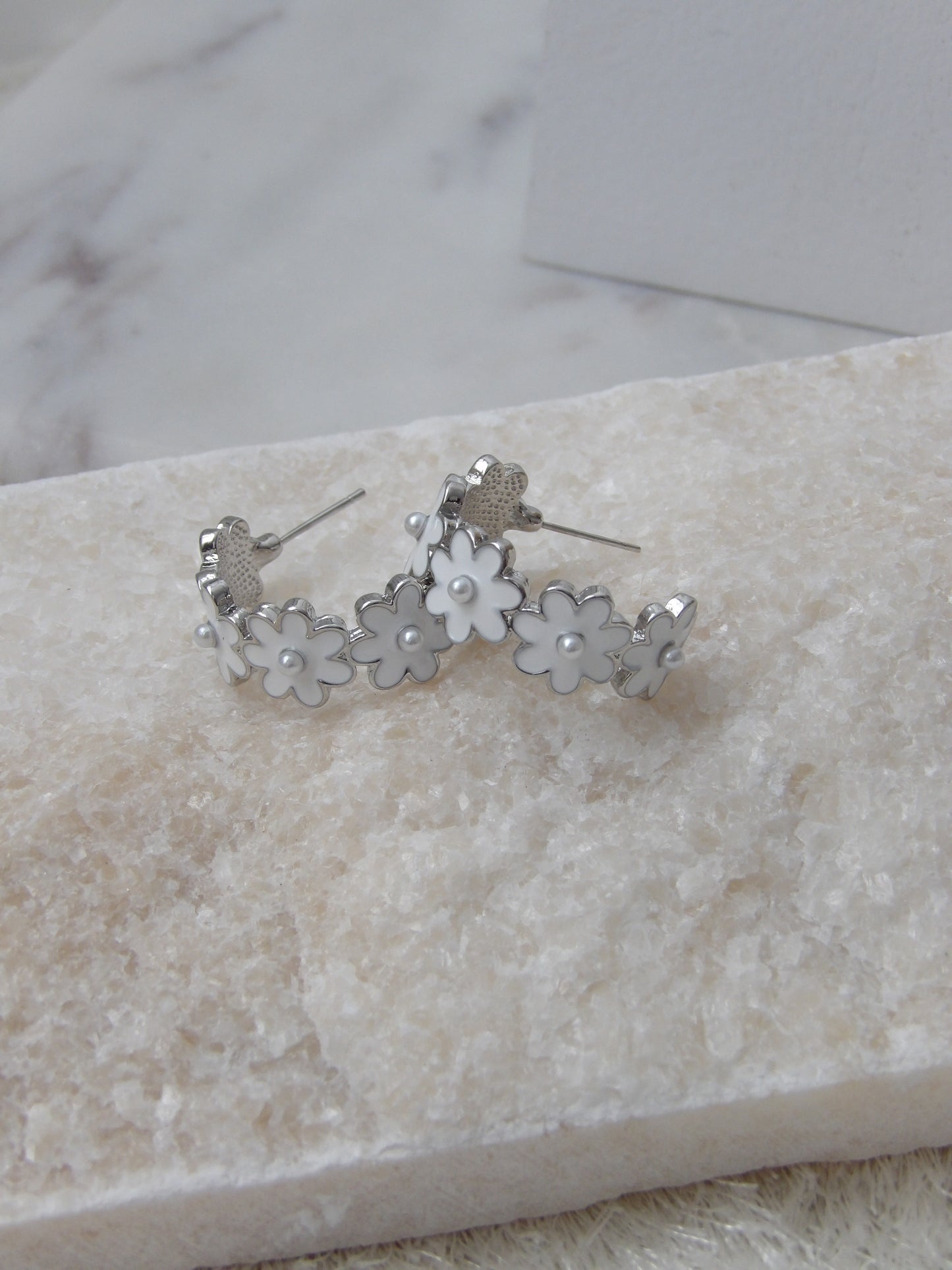 BLOOM ARC EARRINGS