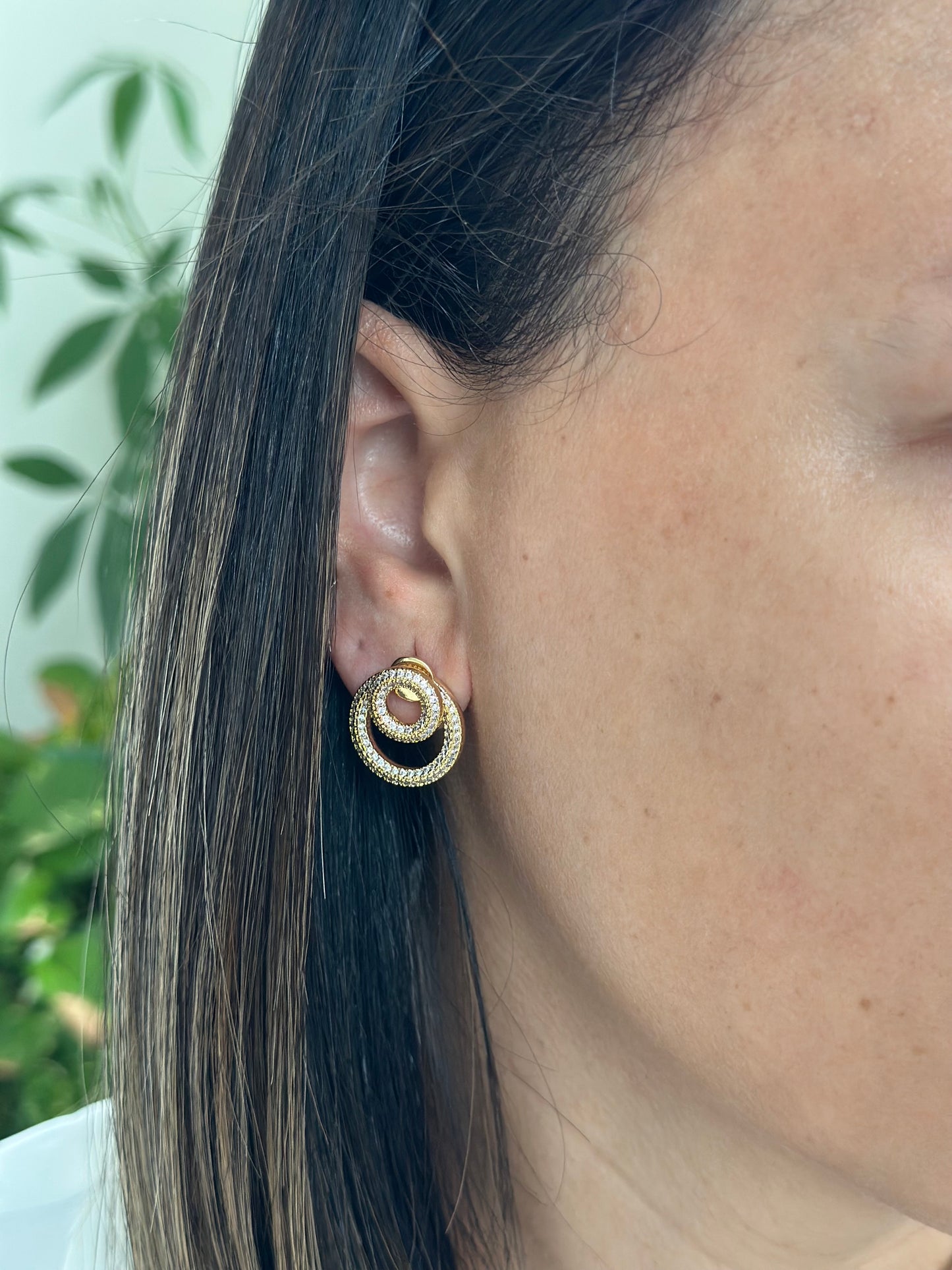 IVORY LOOP EARRINGS MULTI USE