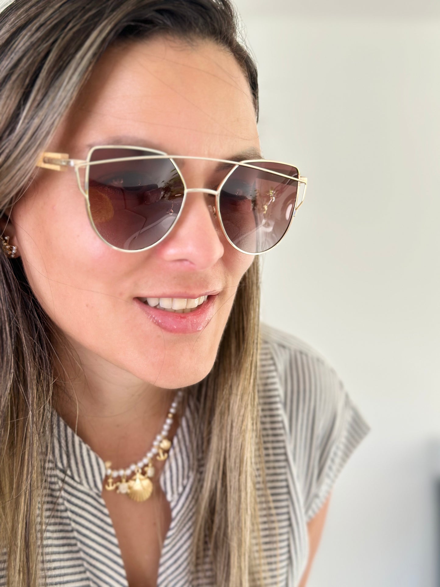 JULIE GOLD SUNGLASSES