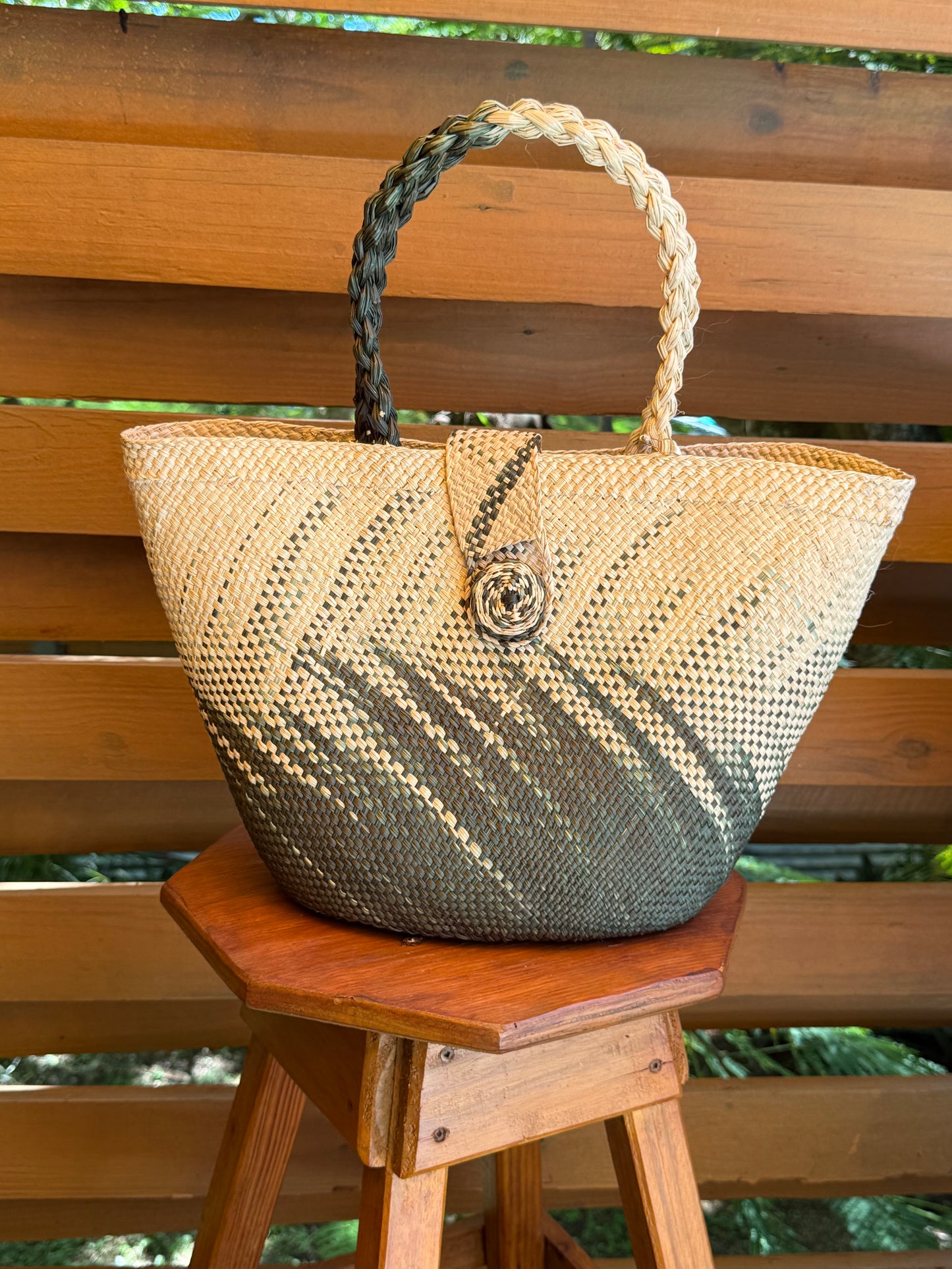 ✨ MAELI TOTE — OLIVE