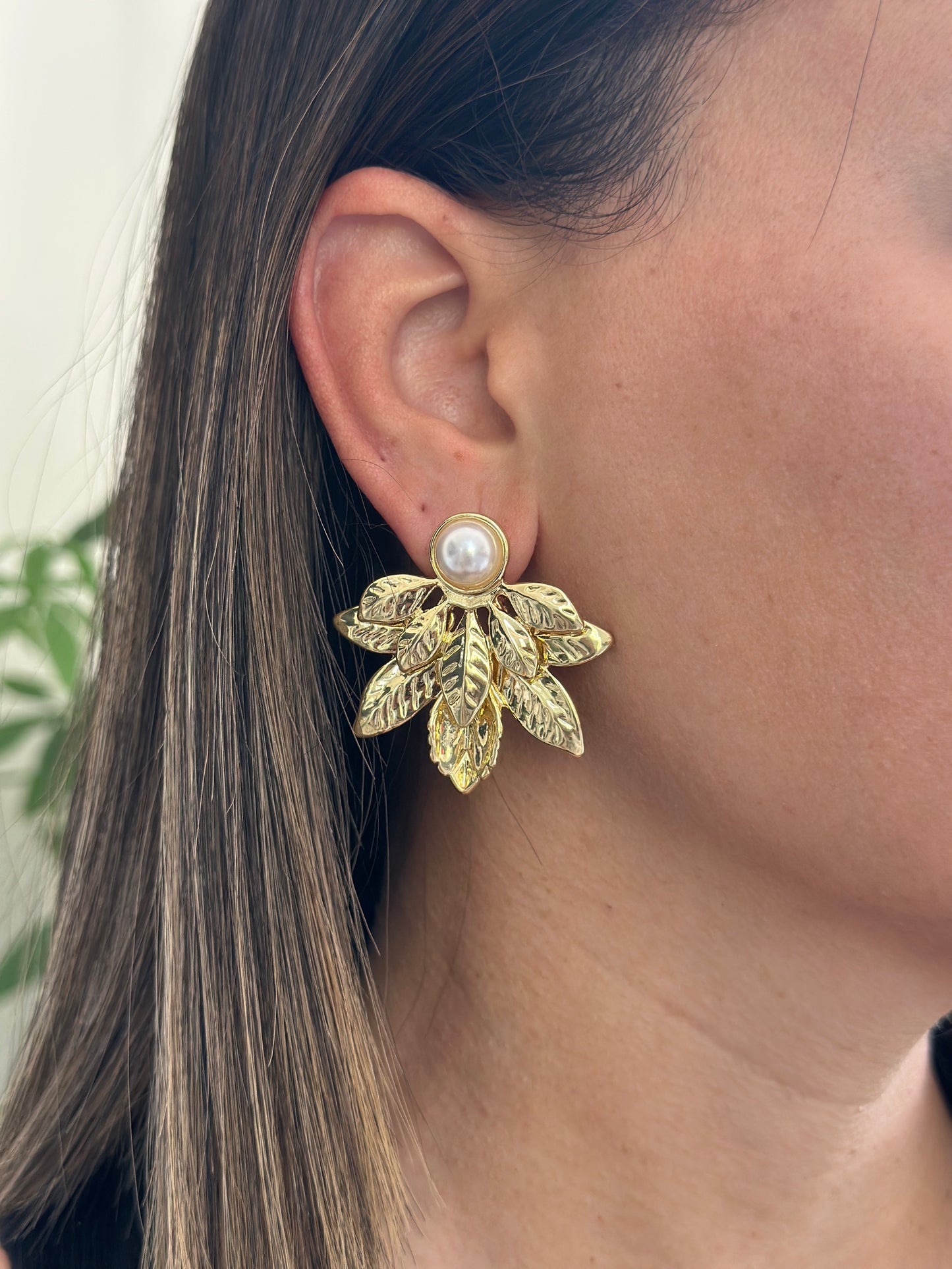 CALLA GOLD EARRINGS