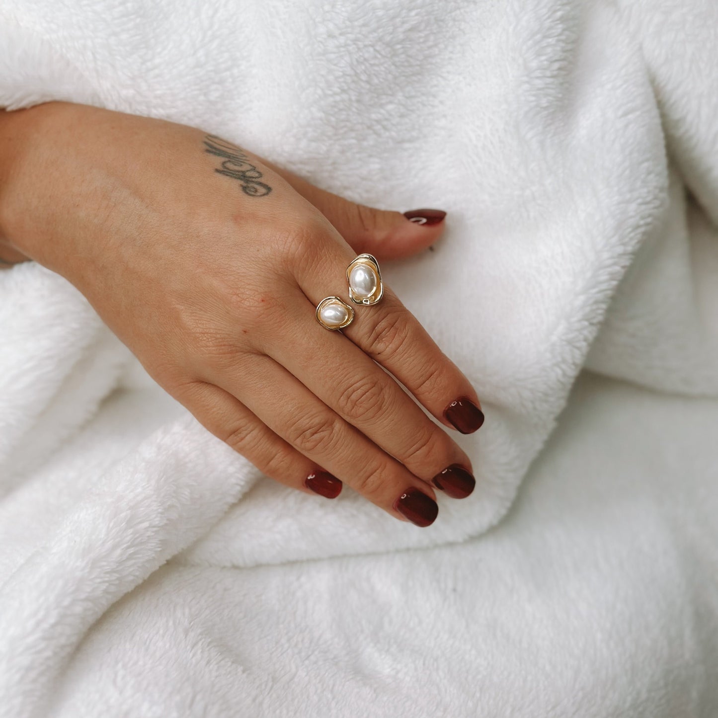 ISLA PEARL GOLD RING