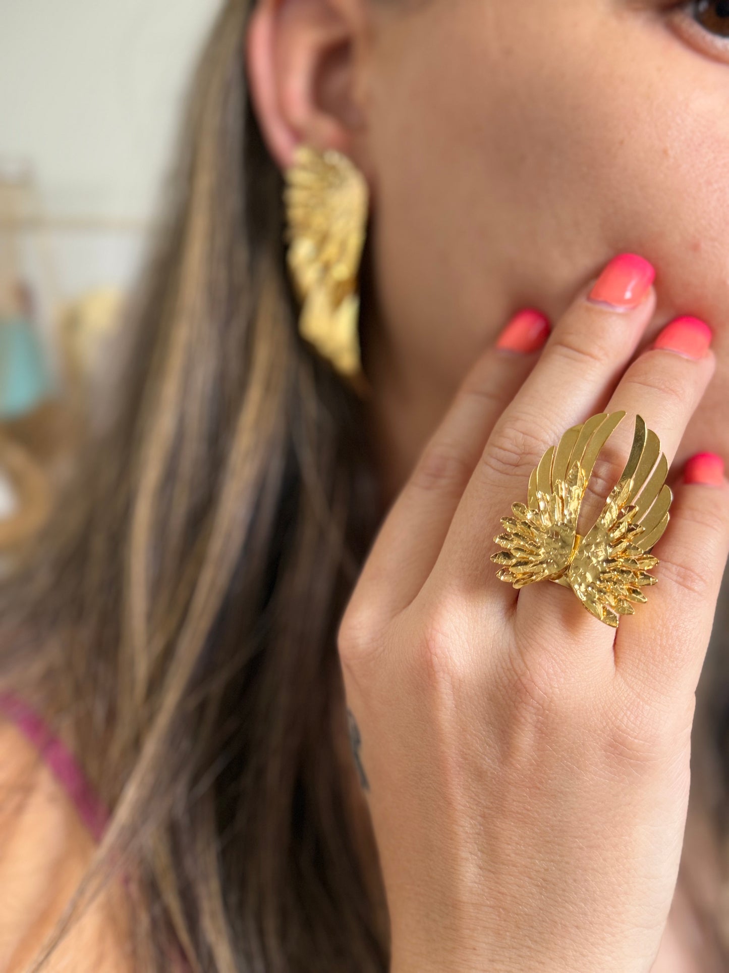 GOLDEN PLUME RING