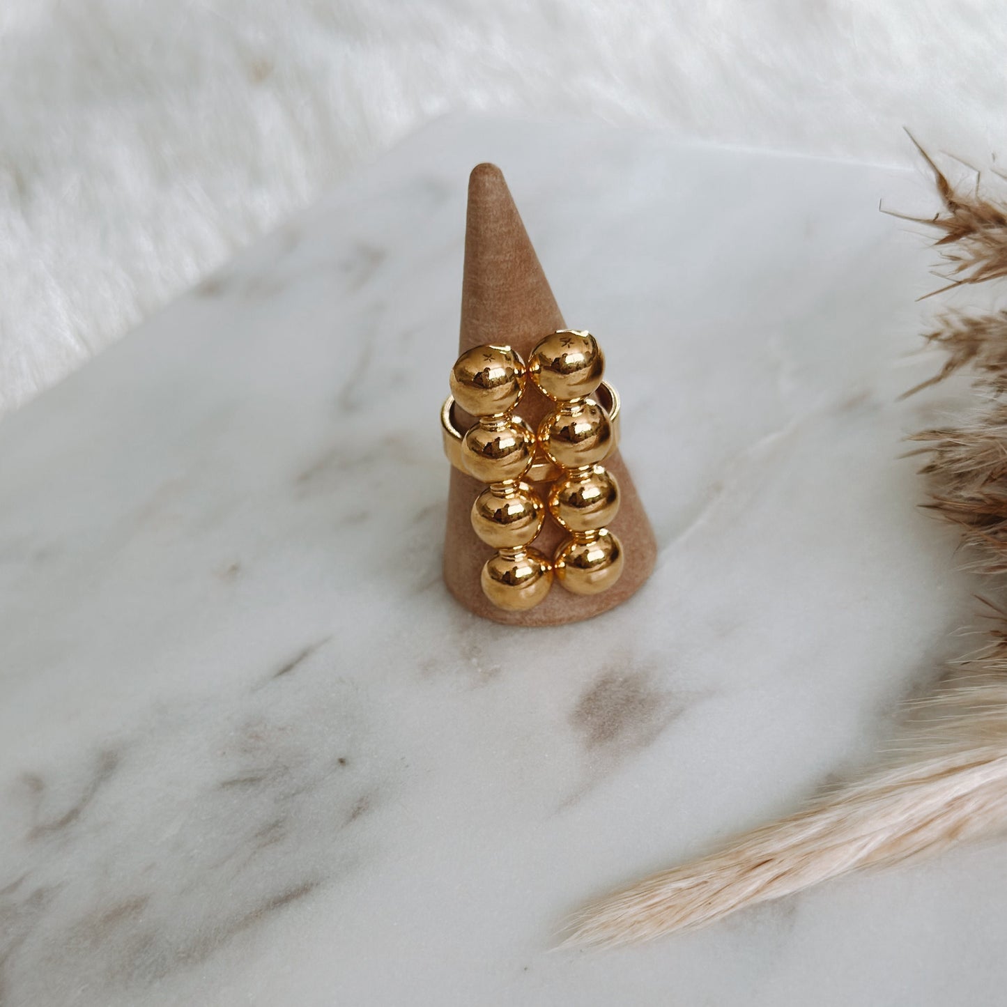 LINA LINEN GOLD RING