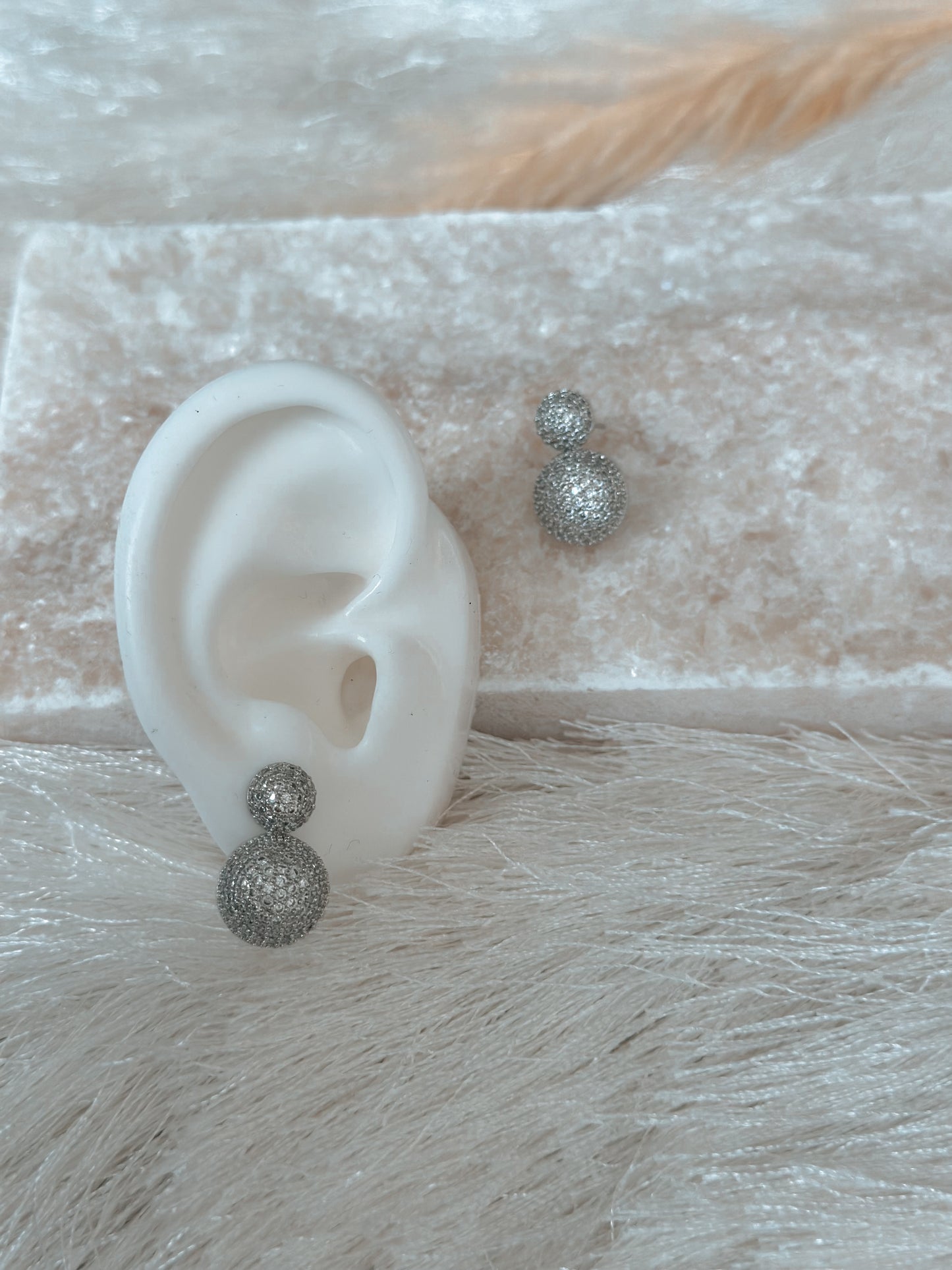 ETERNITY ZIRCON SILVER EARRINGS