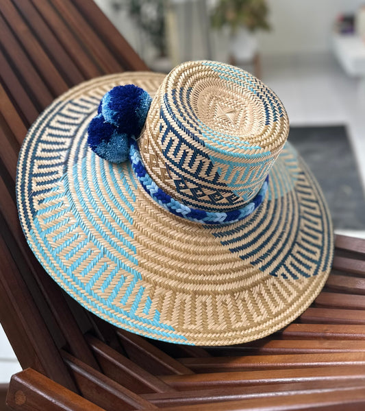 SOMBRERO A LA LARGA MANANTIAL