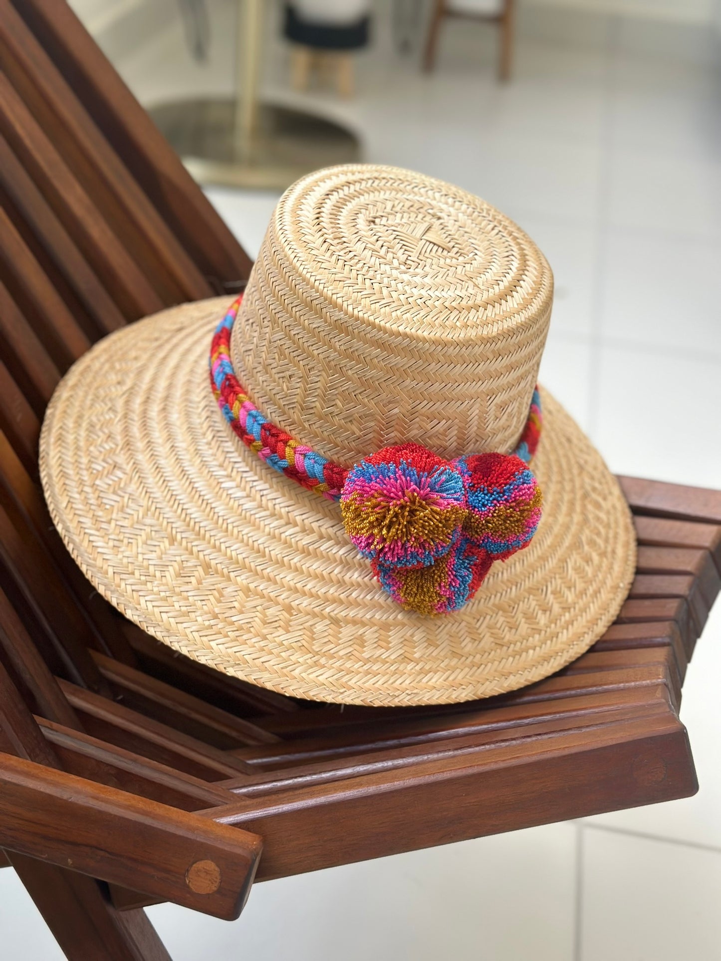 SOMBRERO A LA CORTA LLAVE GOLD