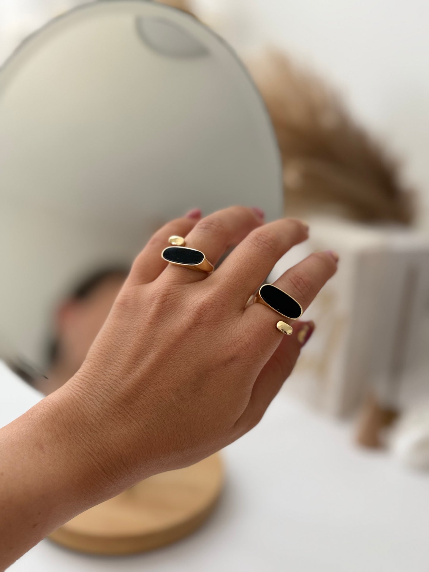 NOIR GOLD RING