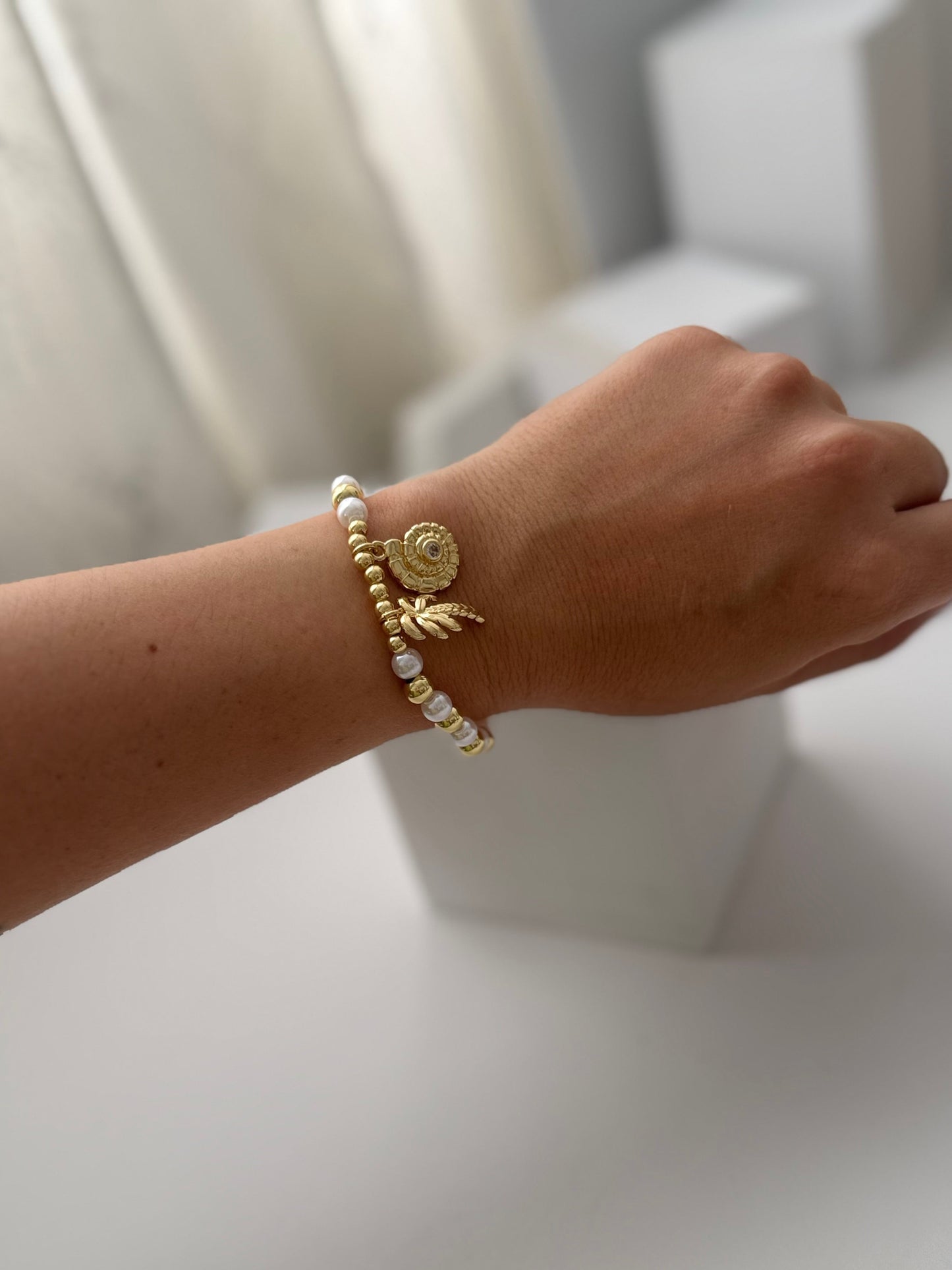 ZYARA GOLD BRACELET