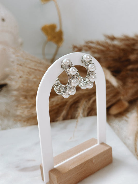 ANEMONE PEARL SILVER EARRINGS