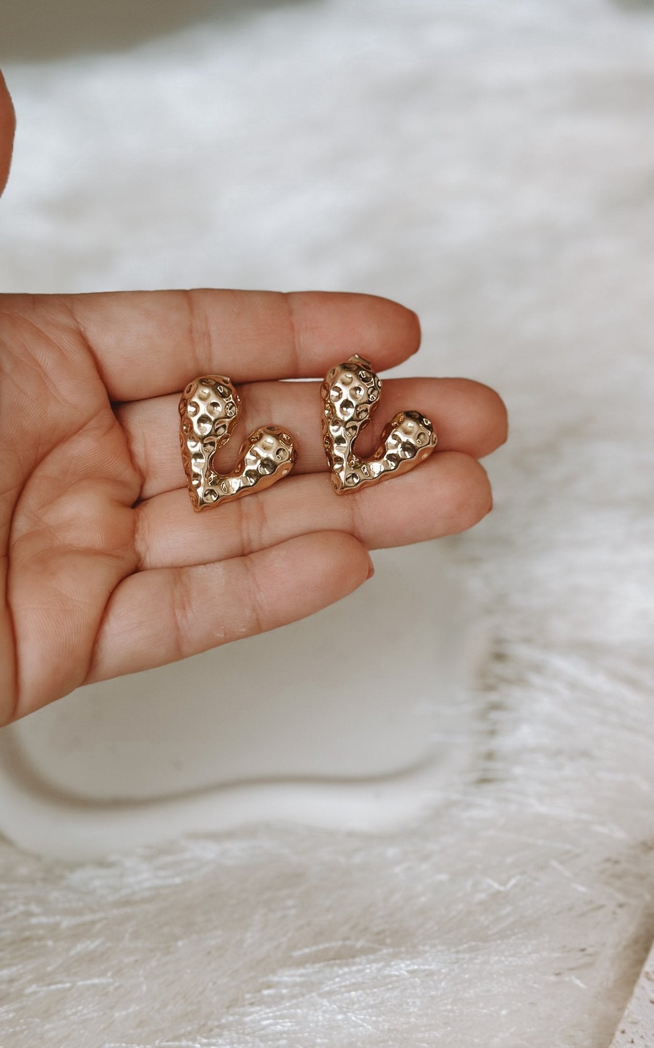 AVERY GOLD EARRINGS