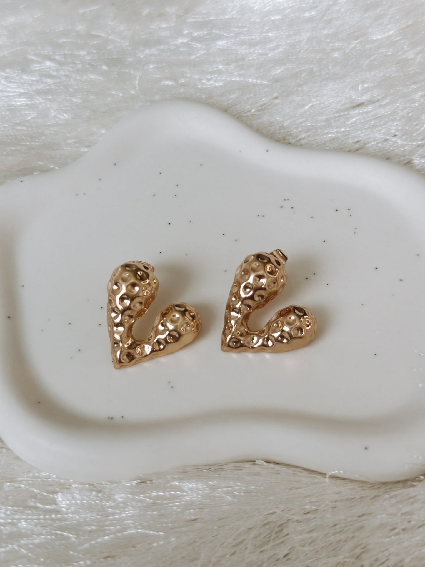 AVERY GOLD EARRINGS