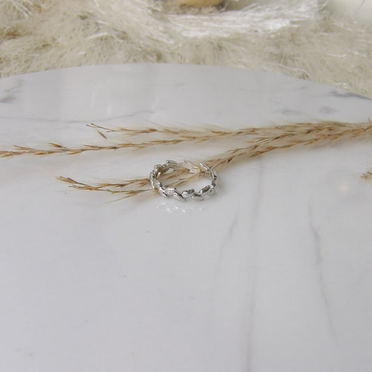 AXLYN SILVER RING