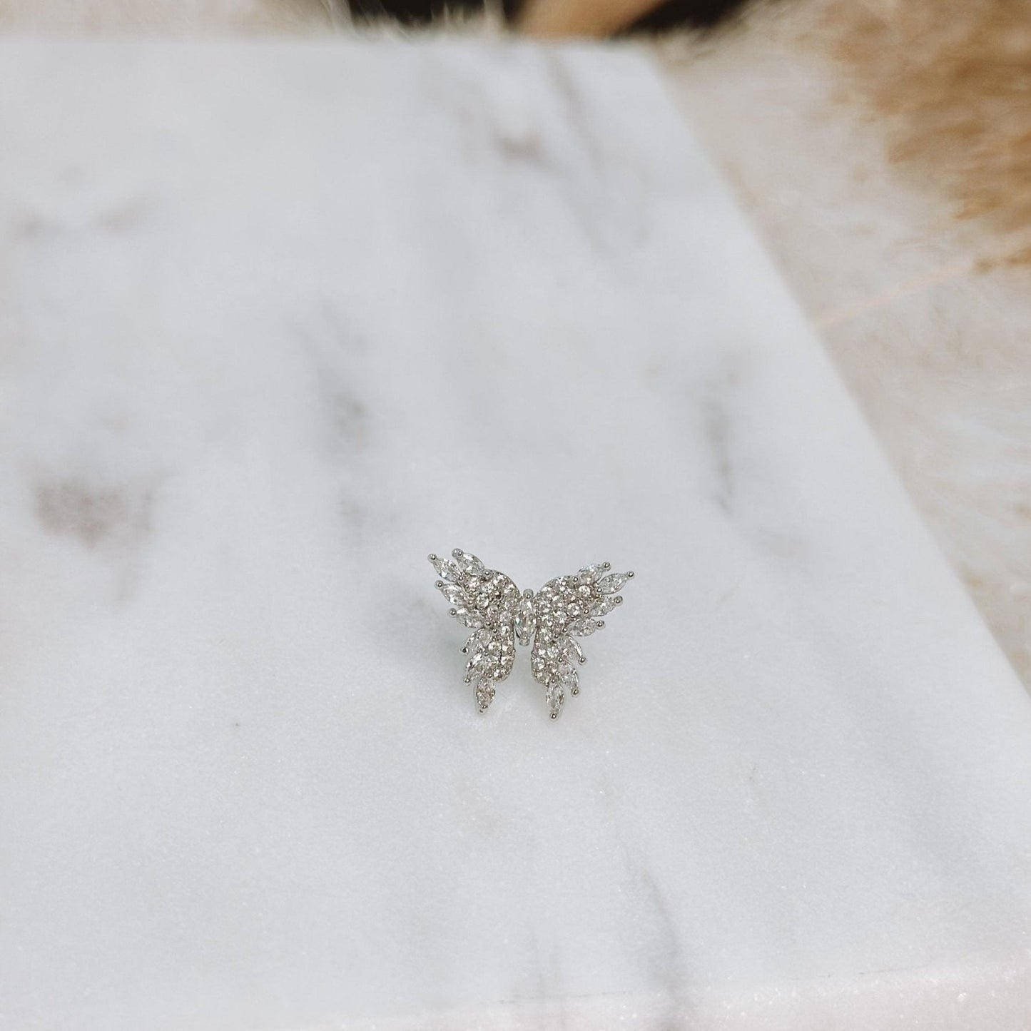 BUTTERFLY EAR CUFF SILVER