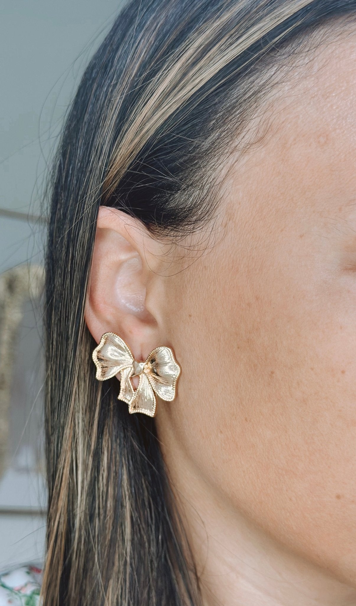 CHARLOTTE EARRINGS GOLD