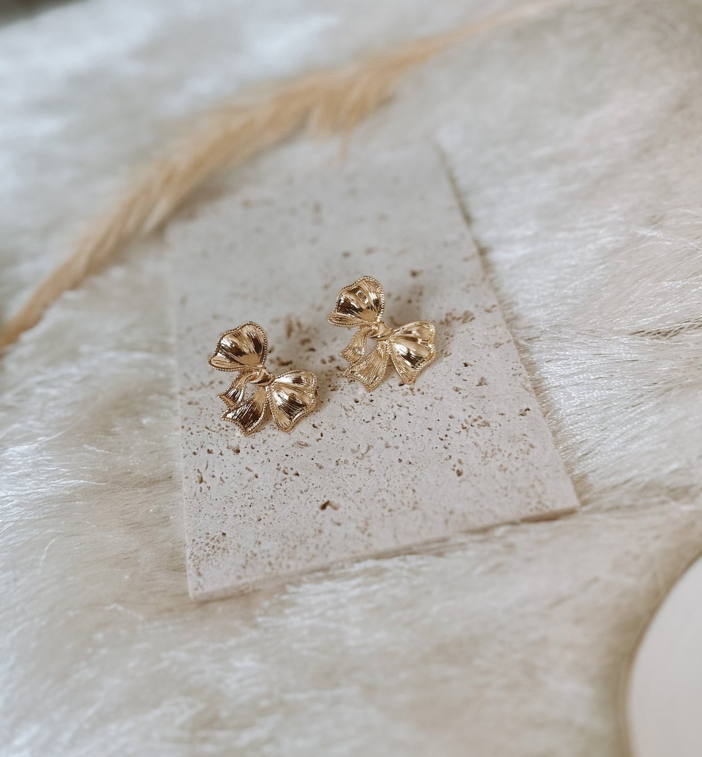CHARLOTTE EARRINGS GOLD
