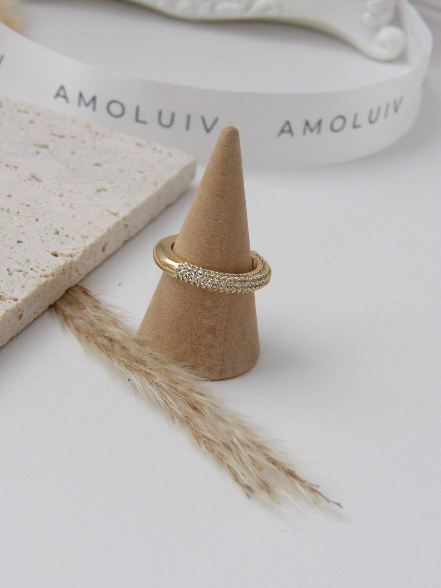 MONAGO GOLD RING