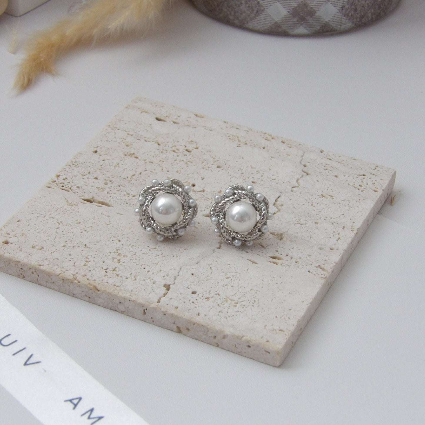 PAULA PEARL EARRINGS SILVER