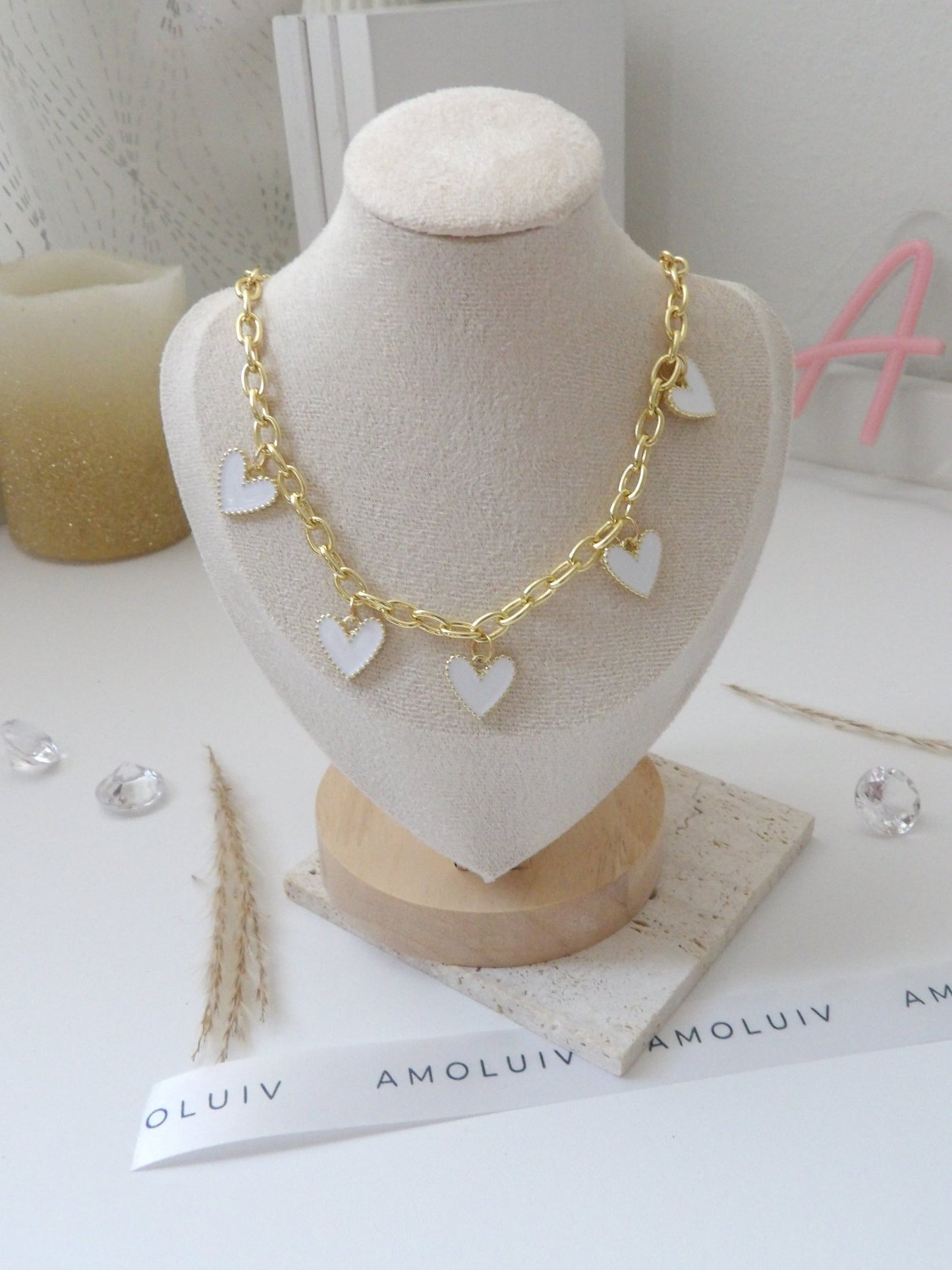 WHITE IN LOVE NECKLACE GOLD