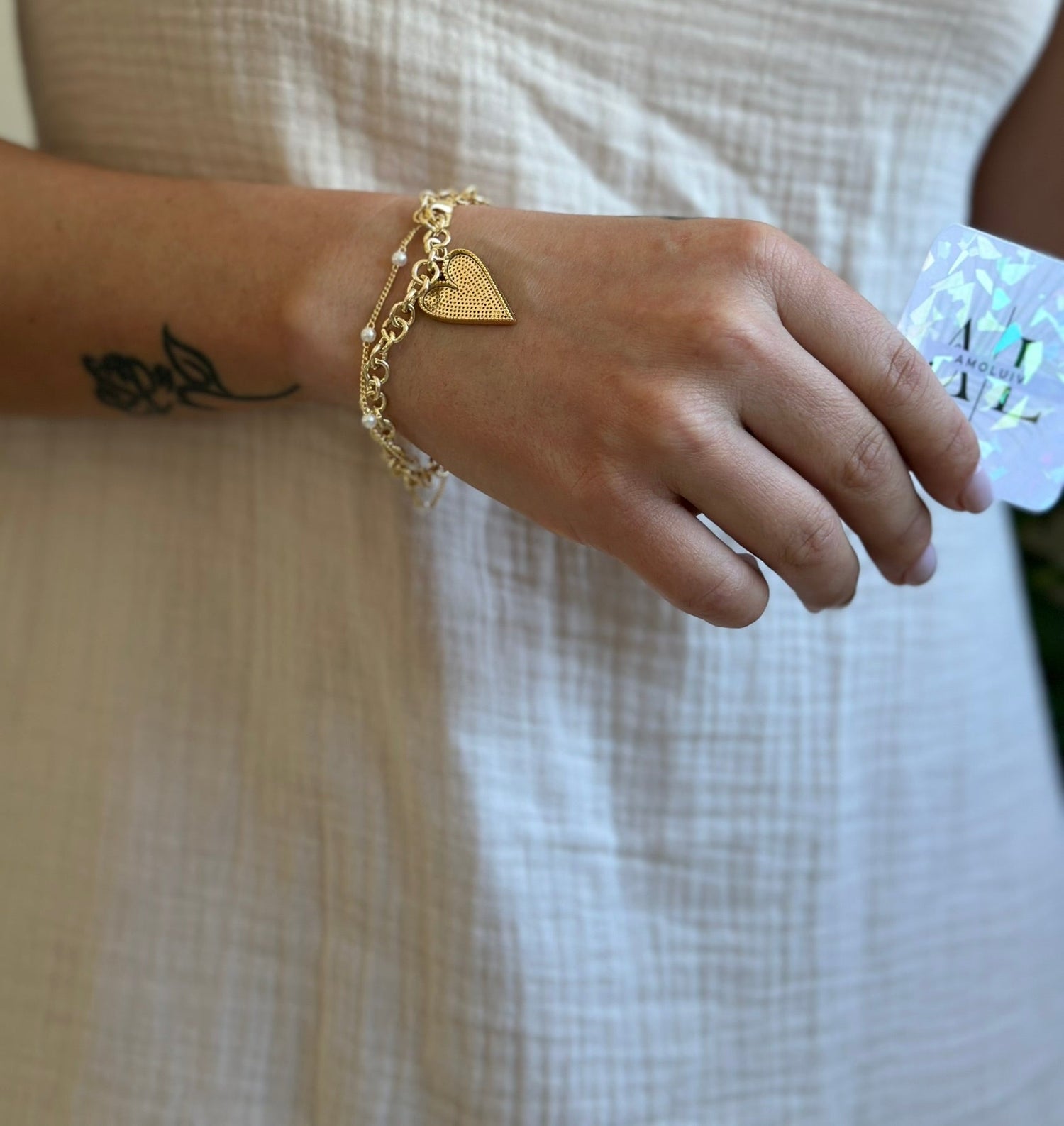 Bracelets that shine →