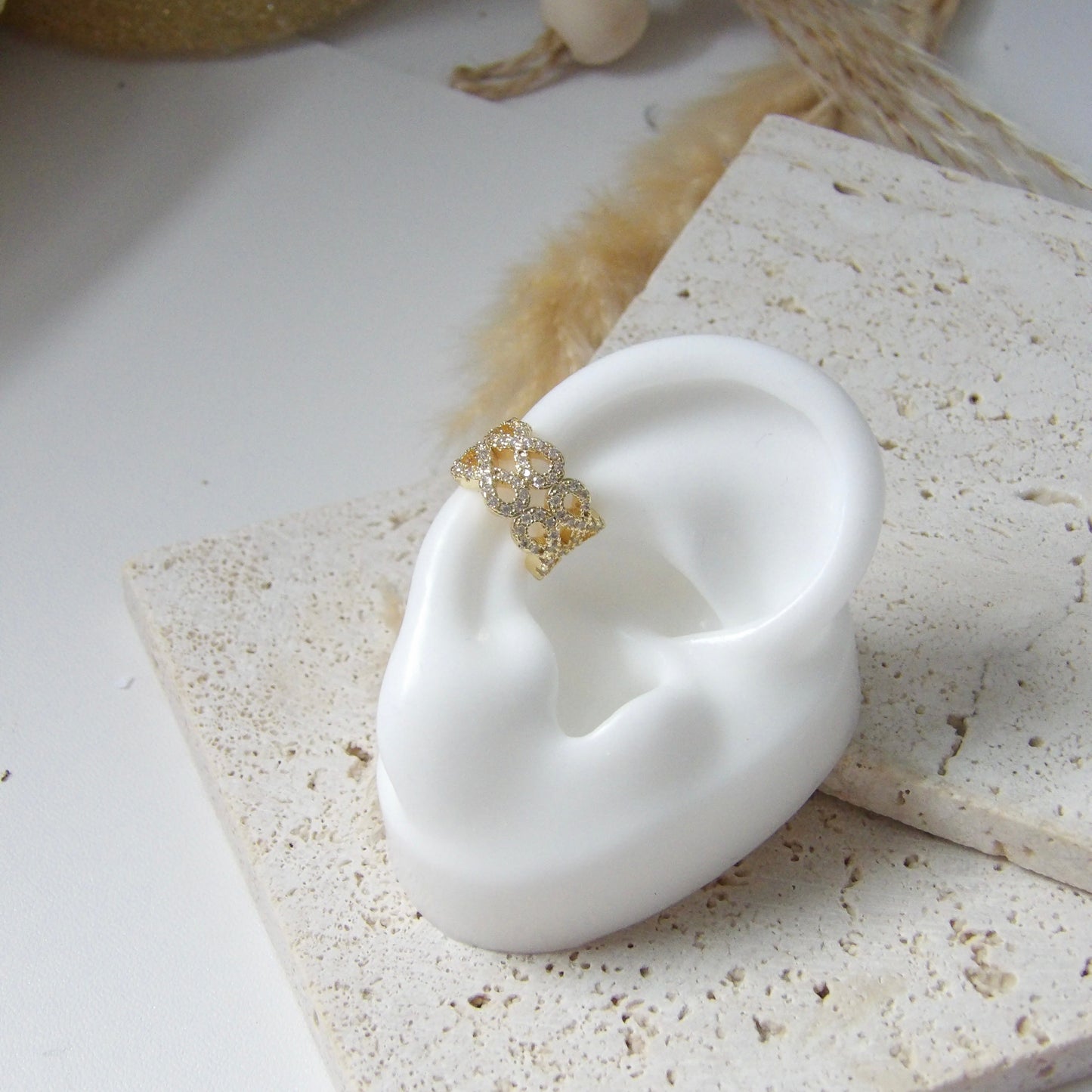 INFINITE EAR CUFF GOLD