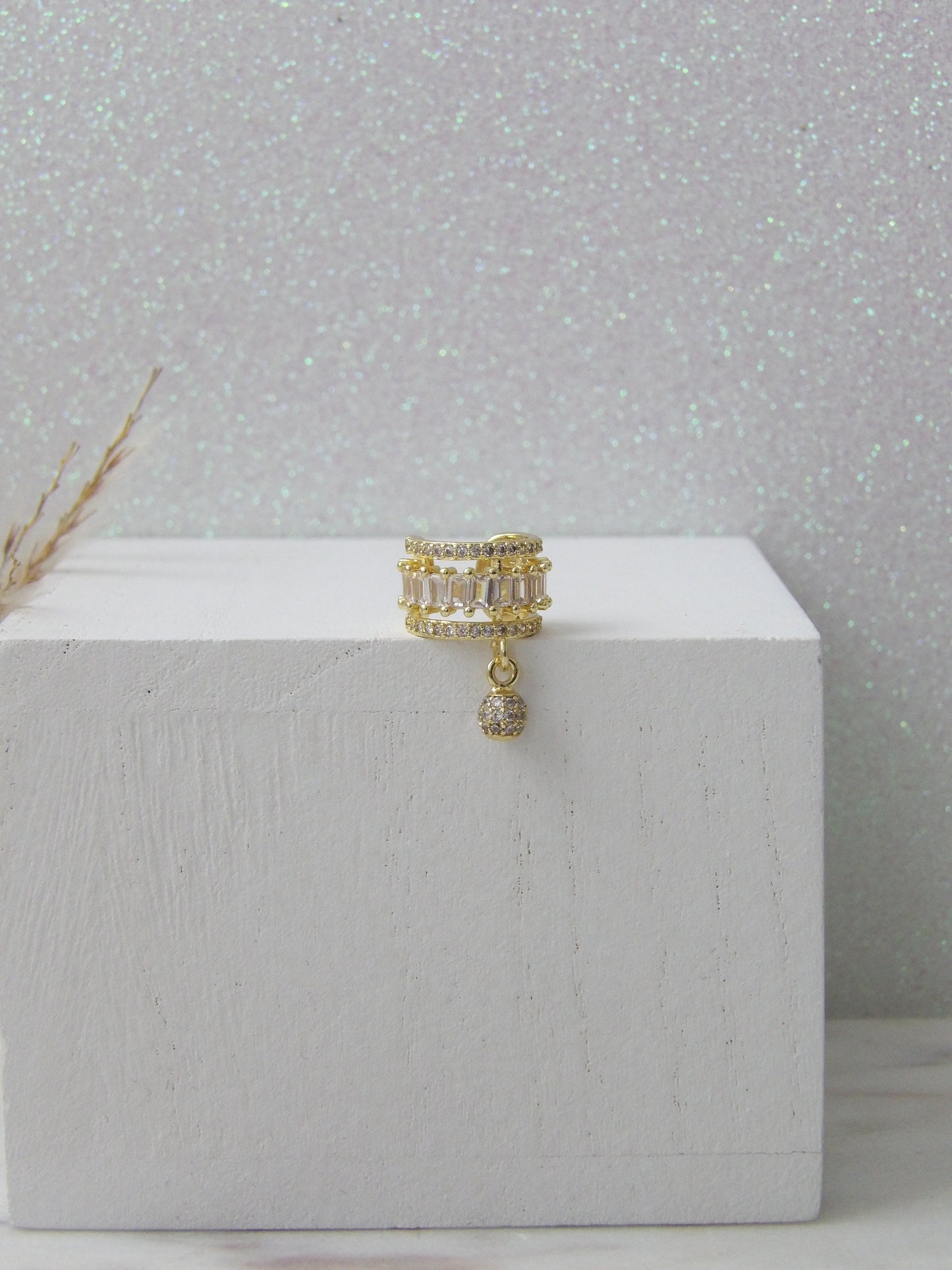LUSTRE EAR CUFF GOLD