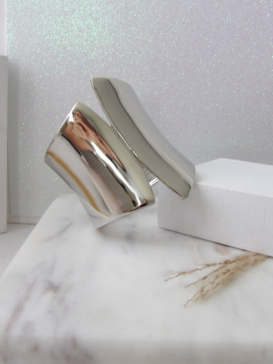 LUNA BANGLE – SILVER EDITION