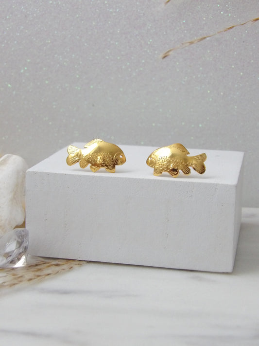 SOLARA FISH STUDS BRONZE