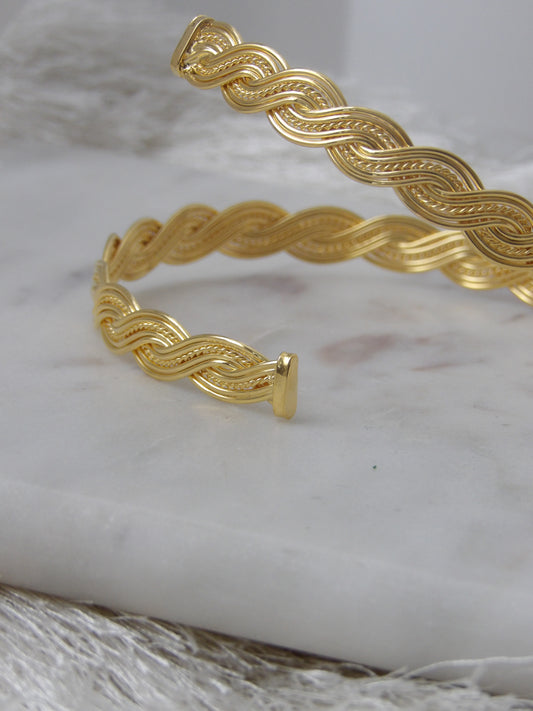 SOTHIS ARM CUFF