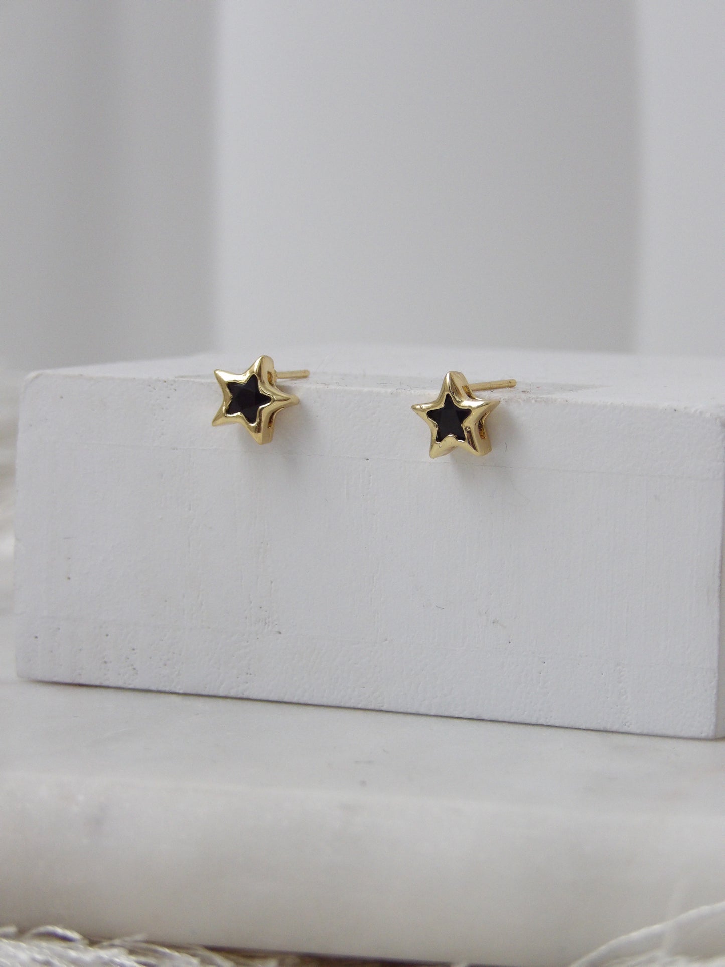 STEL NOIR STUDS