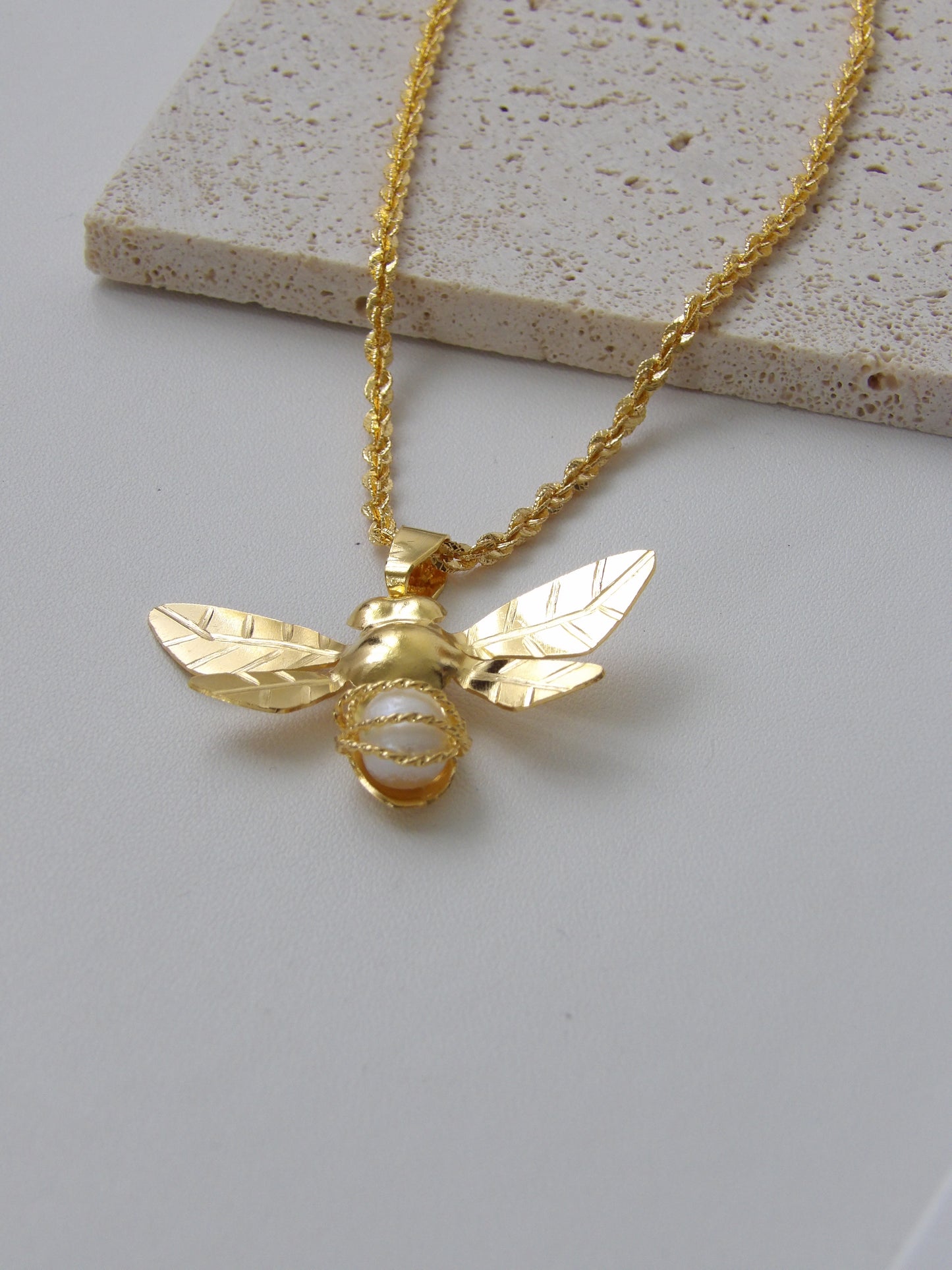 BEATRICE BEE NECKLACE