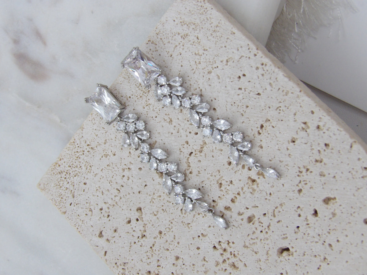 AURELLE CASCADE EARRINGS