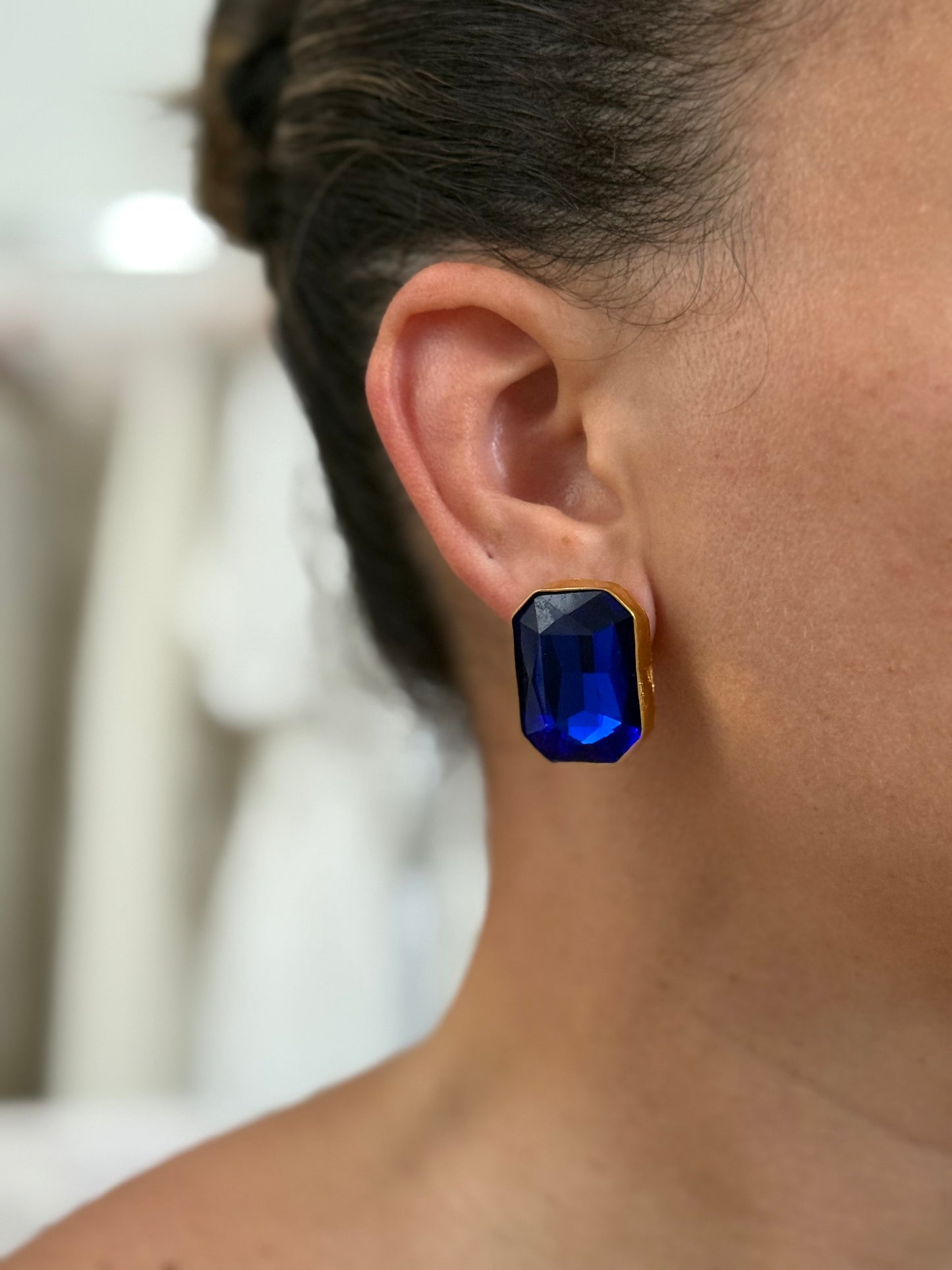 CRIMSON AURA BRONZE EARRINGS