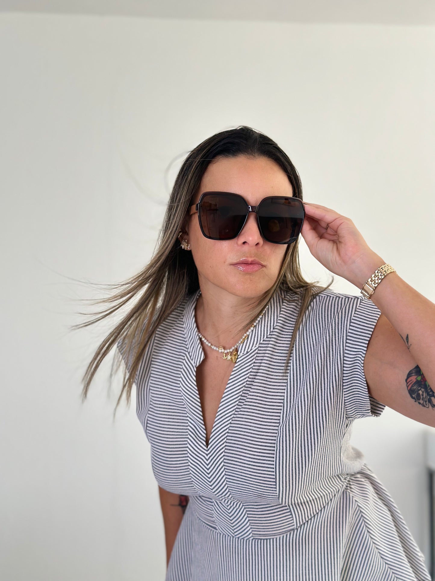 JLO  SUNGLASSES BROWN