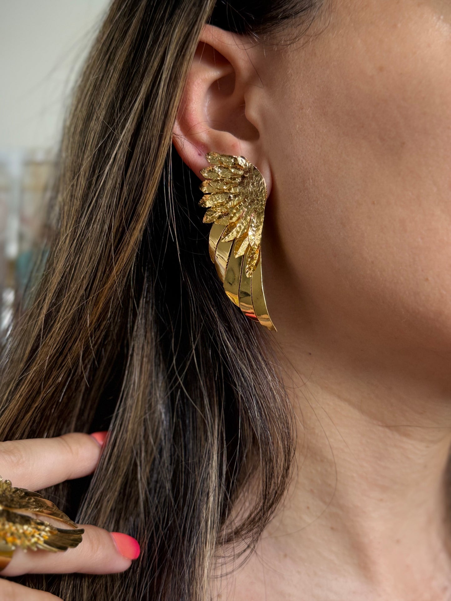 GOLDEN PLUME EARRINGS